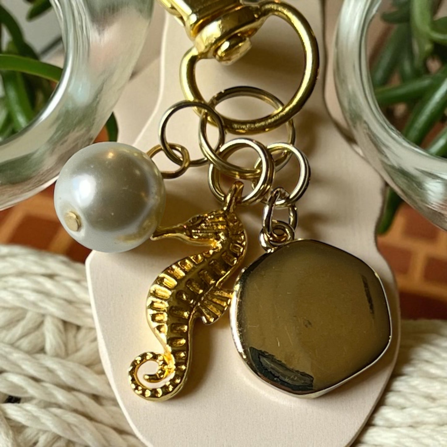 Seahorse Purse Charm – Ocean-Inspired Bag Accessory in Gold Tones