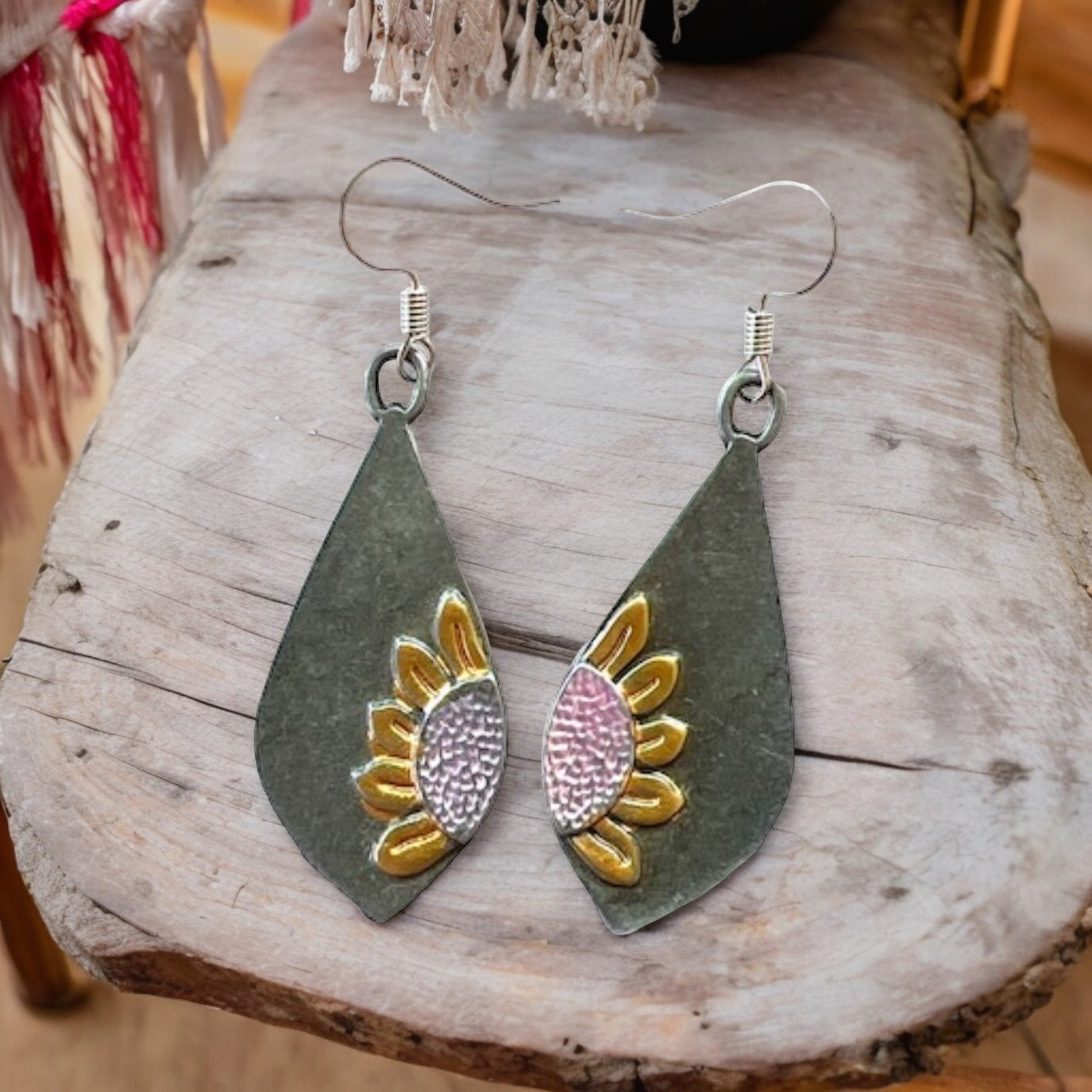 Teardrop Silver Earrings – Sunflower Nature-Inspired Jewelry