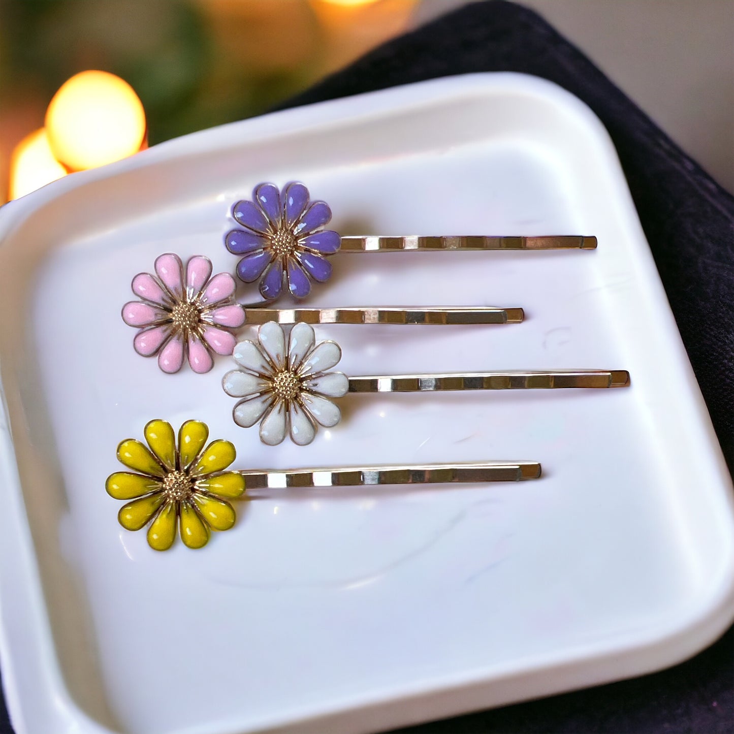 Enamel Daisy Hair Pins – Set of 4 Cottagecore Spring Accessories