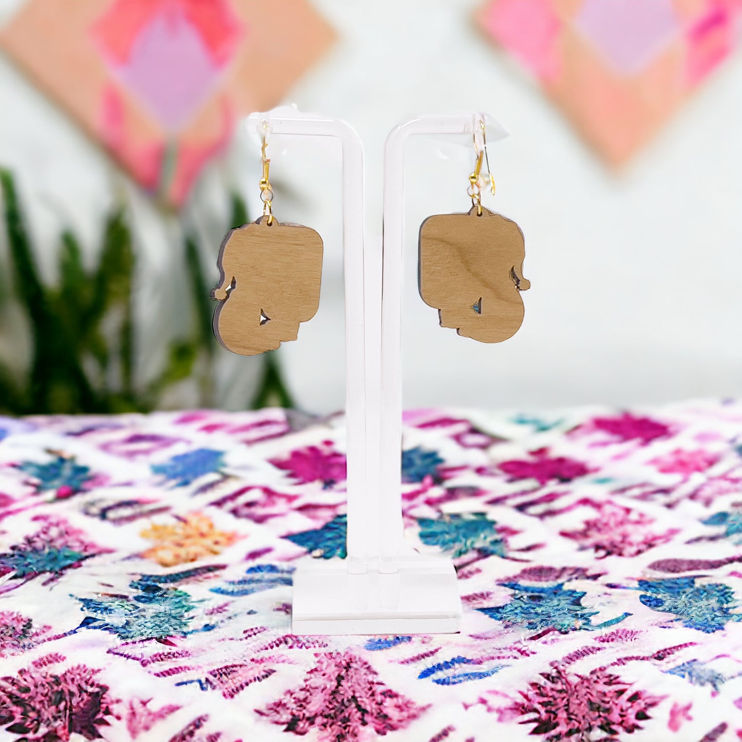 Funny Santa “I Saw That” Earrings – Laser Cut Holiday Wood Jewelry