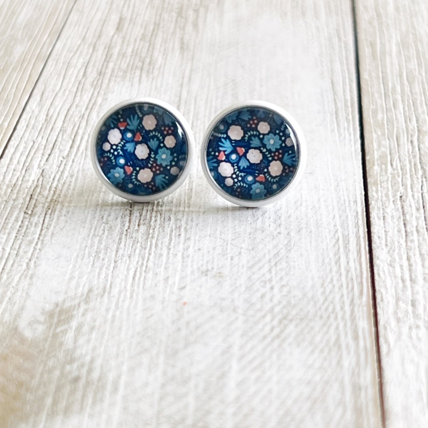 Navy Floral Stud Earrings – Round Silver Botanical Jewelry
