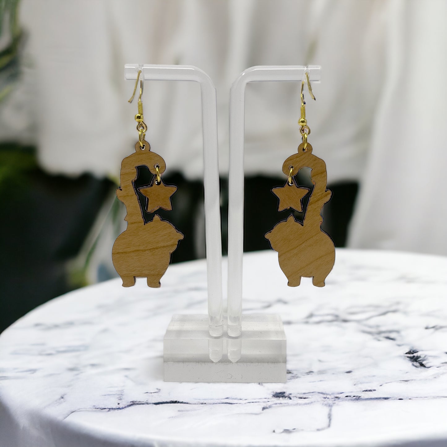 Star-Tailed Cat Earrings – Whimsical Wooden Holiday Pet Jewelry