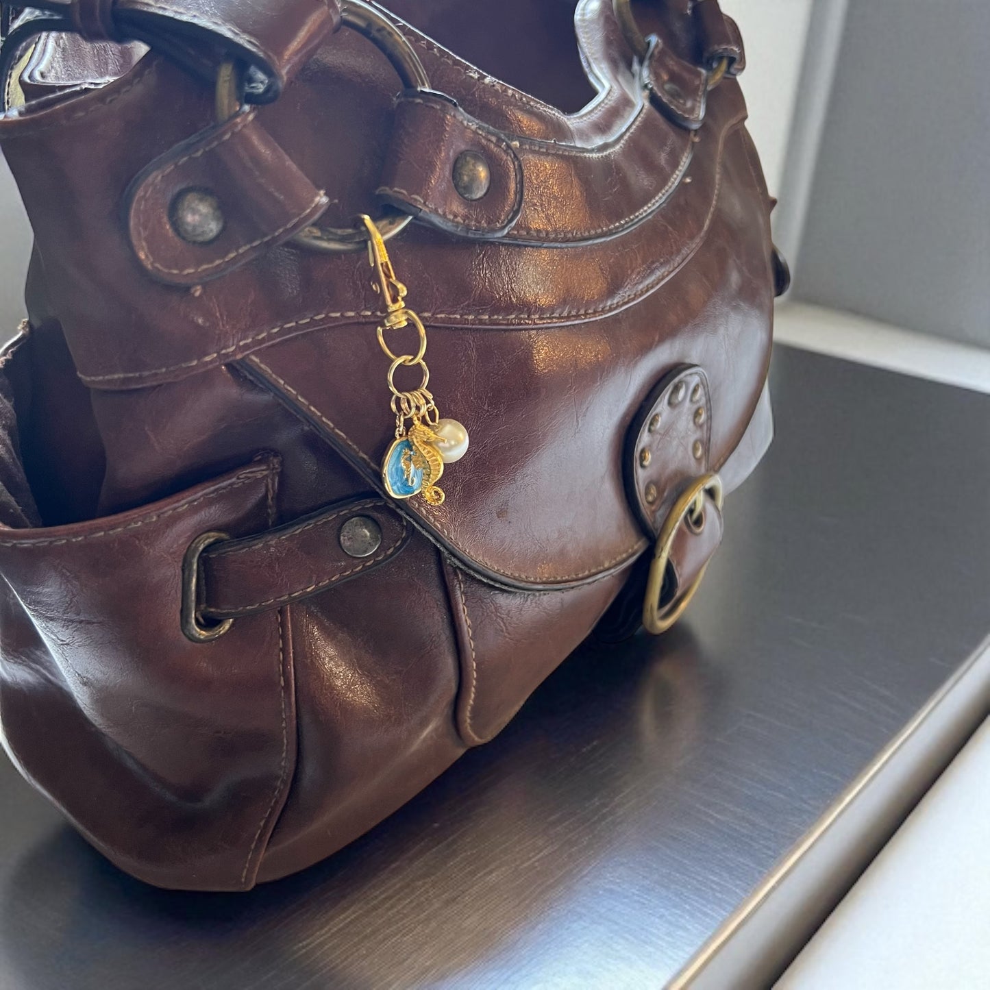 Seahorse Purse Charm – Ocean-Inspired Bag Accessory in Gold Tones