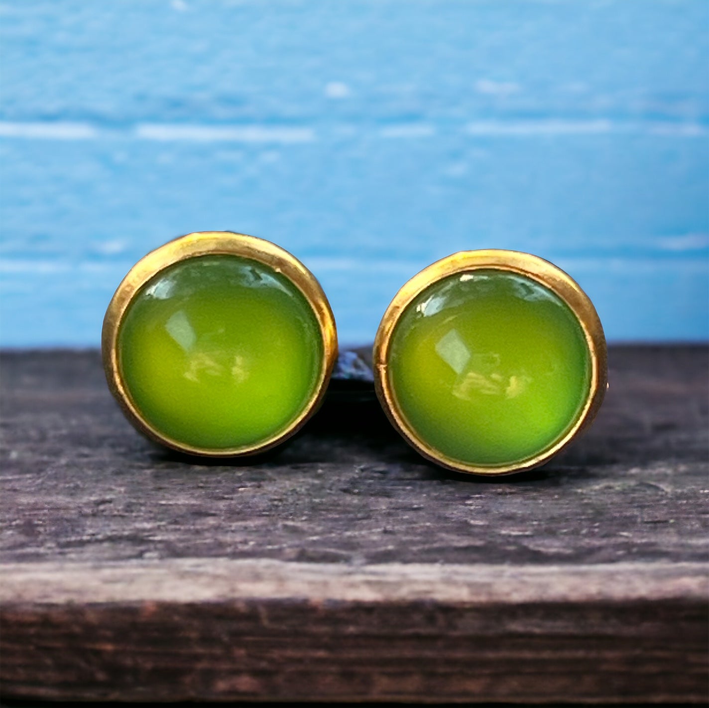 Lime Green Stud Earrings – Glossy Gold Bold Color Jewelry