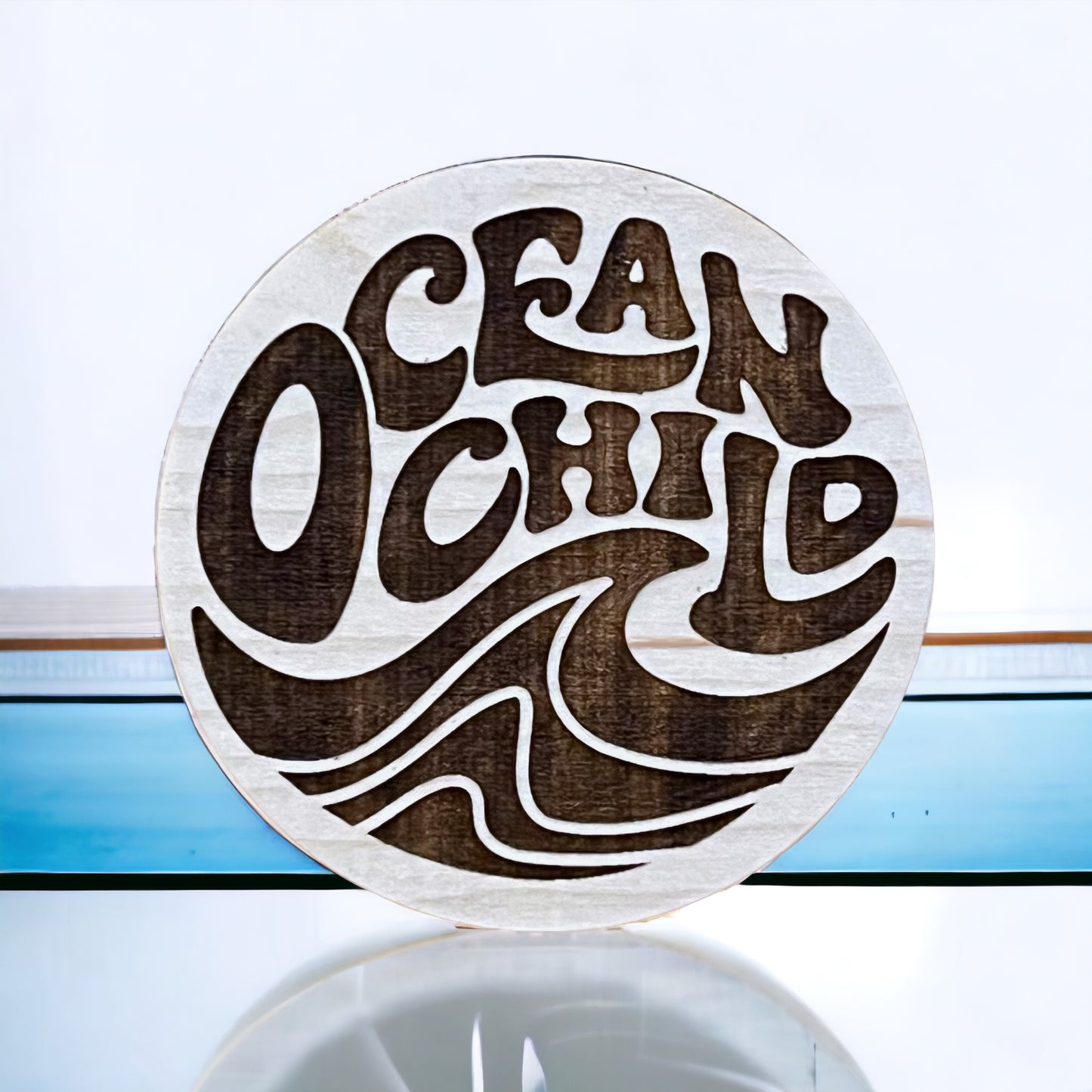 Ocean Child Magnet – Round Wood Beach Decor for Free Spirits & Ocean Lovers
