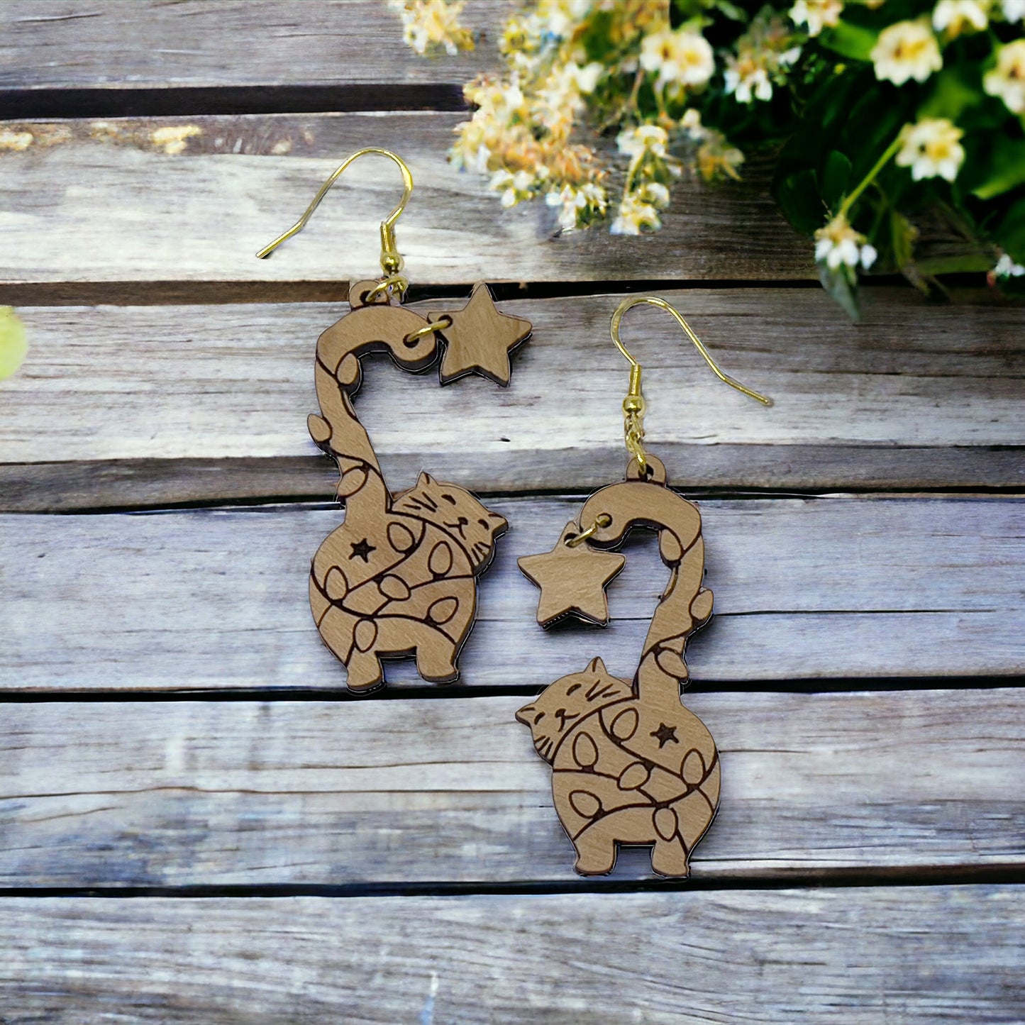 Star-Tailed Cat Earrings – Whimsical Wooden Holiday Pet Jewelry