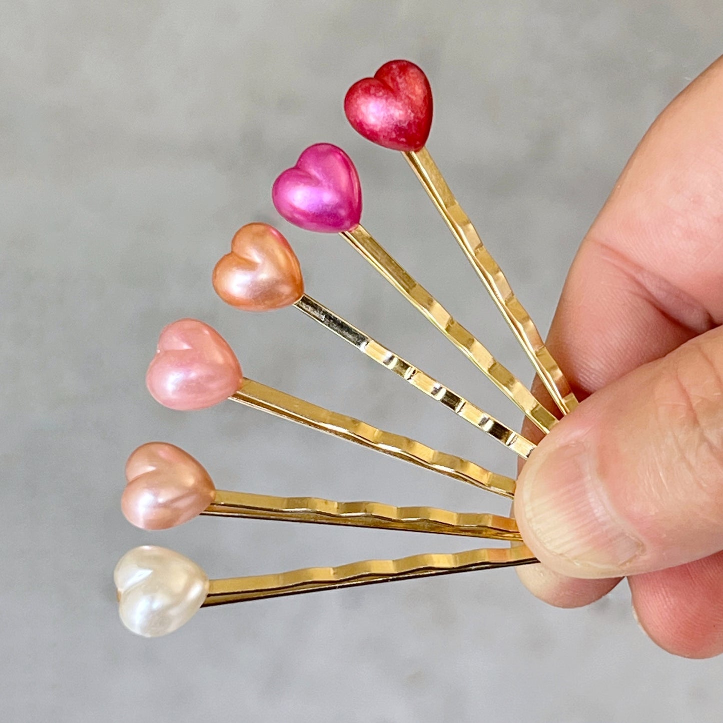 Pearlescent Heart Hair Pins – Gold Bobby Pin Set with Glossy Pastel Accents