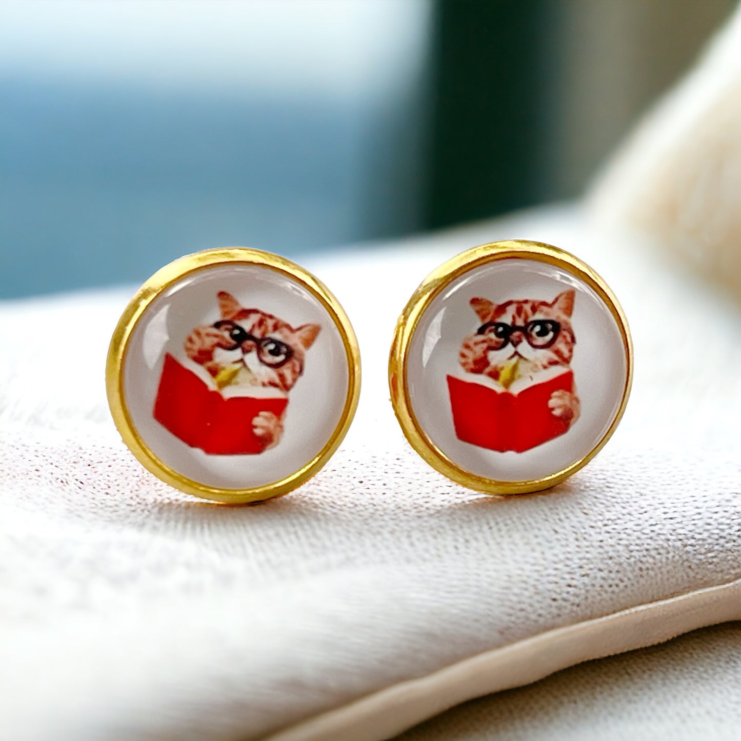 Cat Reading Book Stud Earrings – Gold-Toned Literary Jewelry