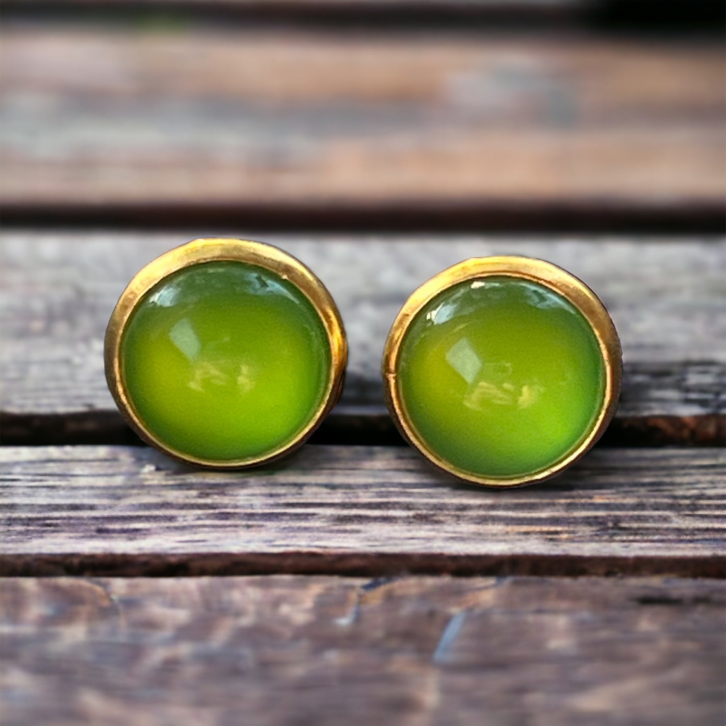 Lime Green Stud Earrings – Glossy Gold Bold Color Jewelry