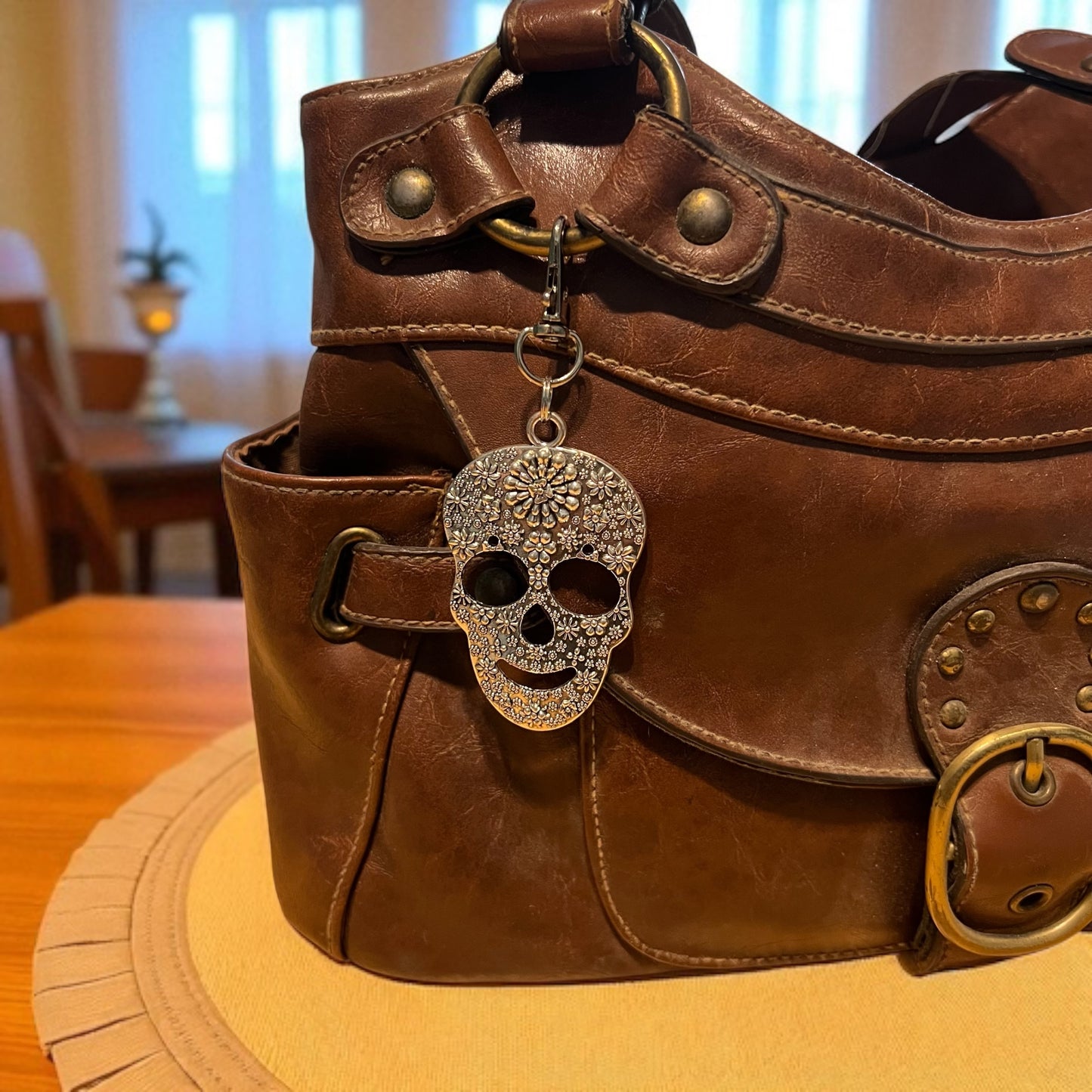 Floral Skull Purse Charm – Silver Day of the Dead Flower Keychain