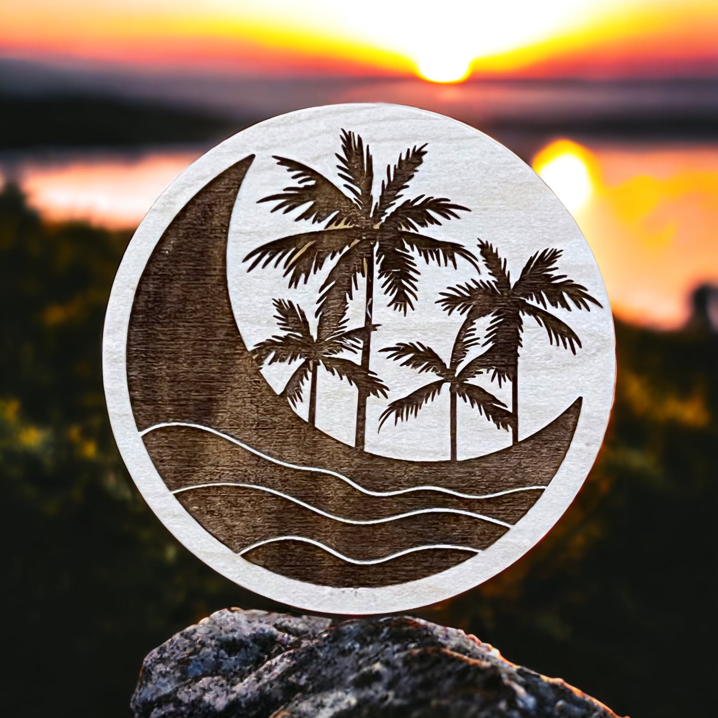 Tropical Moon Magnet – Coastal Beach Vibes Wood Decor