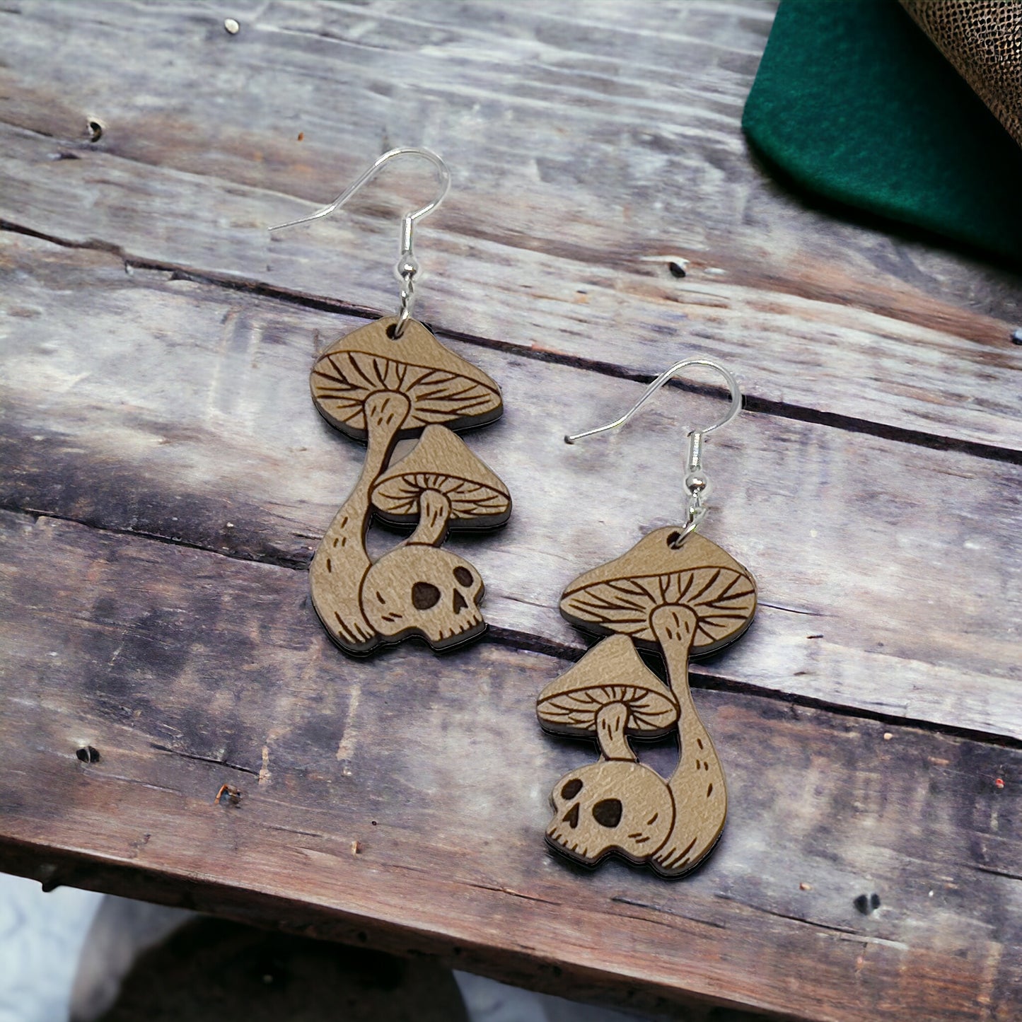 Skull & Mushroom Dangle Earrings – Spooky Wooden Fungi Halloween Jewelry