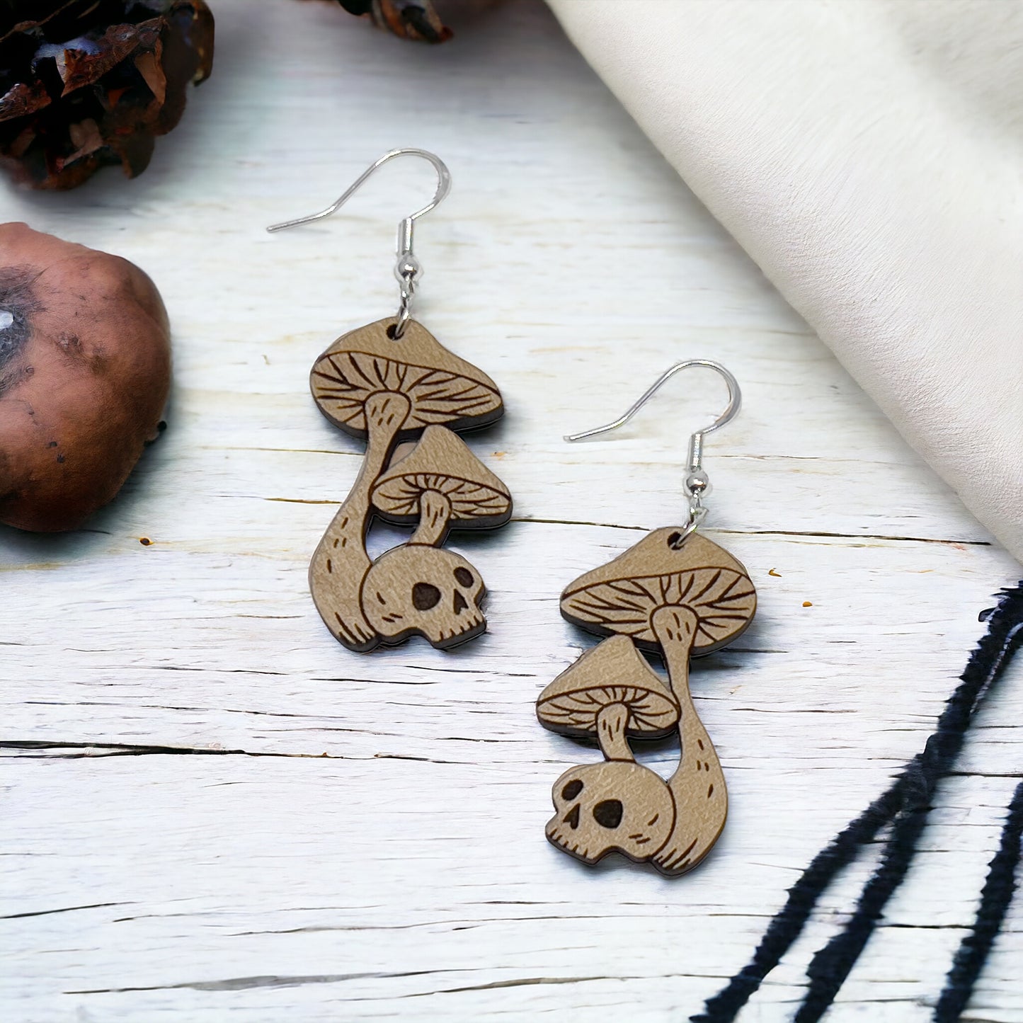 Skull & Mushroom Dangle Earrings – Spooky Wooden Fungi Halloween Jewelry