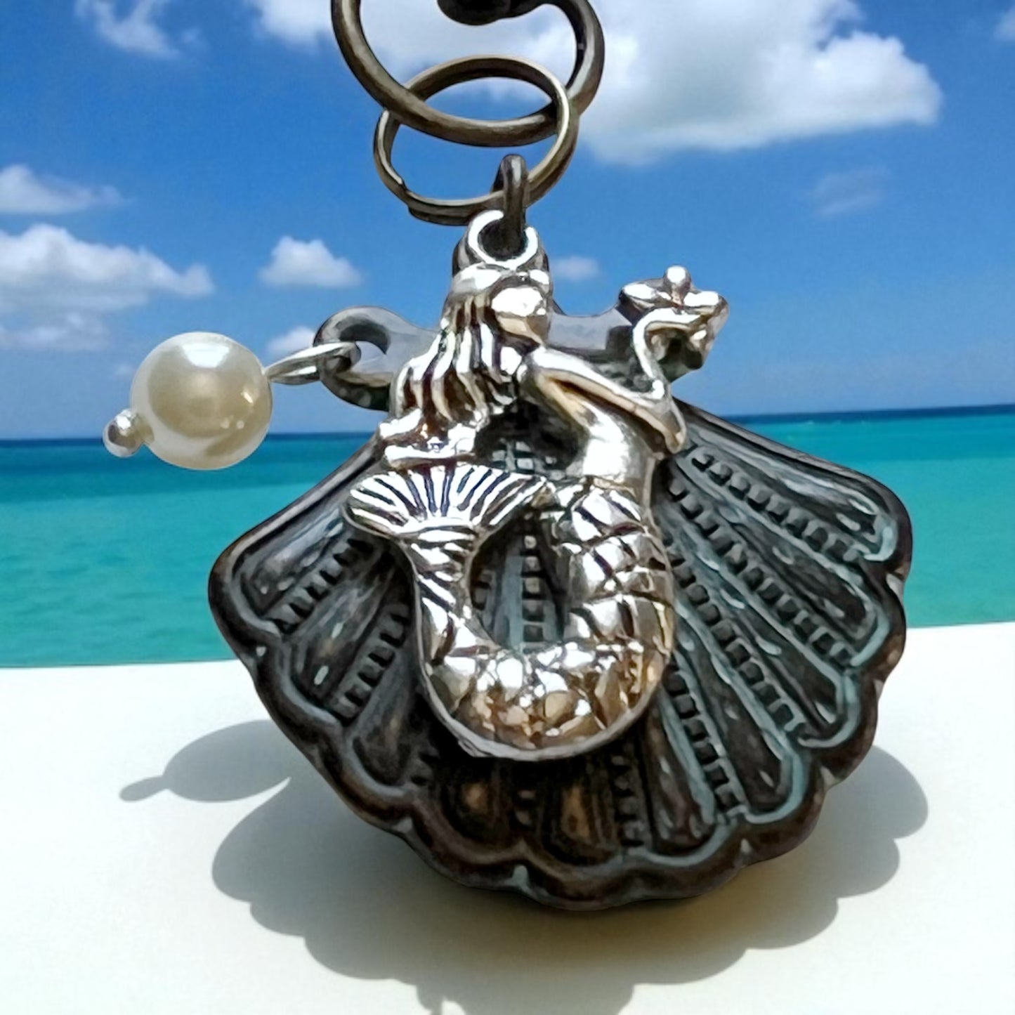 Mermaid & Seashell Purse Charm – Coastal Keychain with Pearl Accent