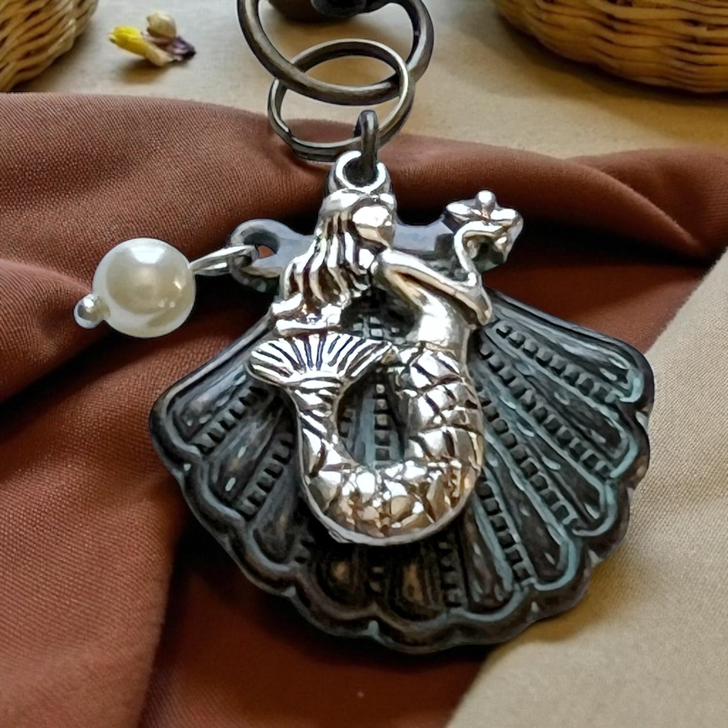Mermaid & Seashell Purse Charm – Coastal Keychain with Pearl Accent