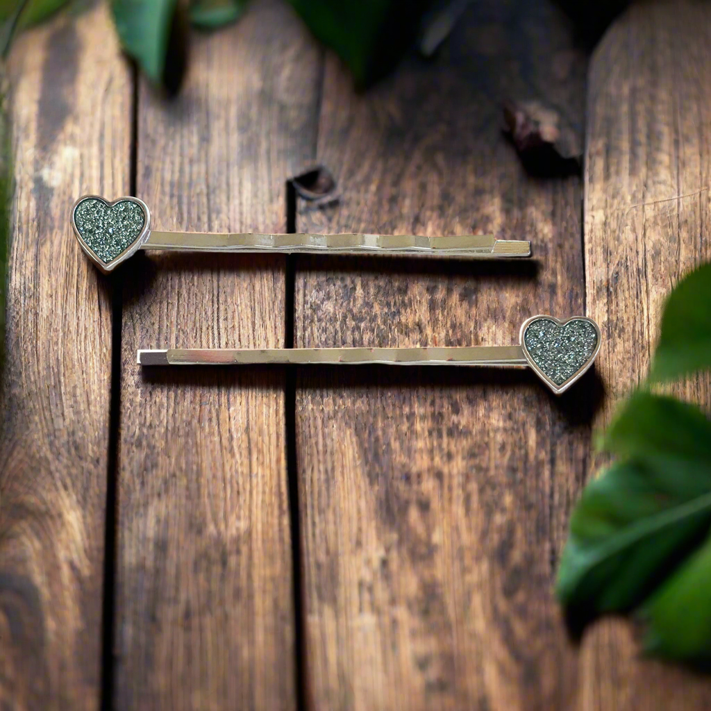 Tiny Green Glitter Heart Hair Pins - Delicate Sparkling Accessories