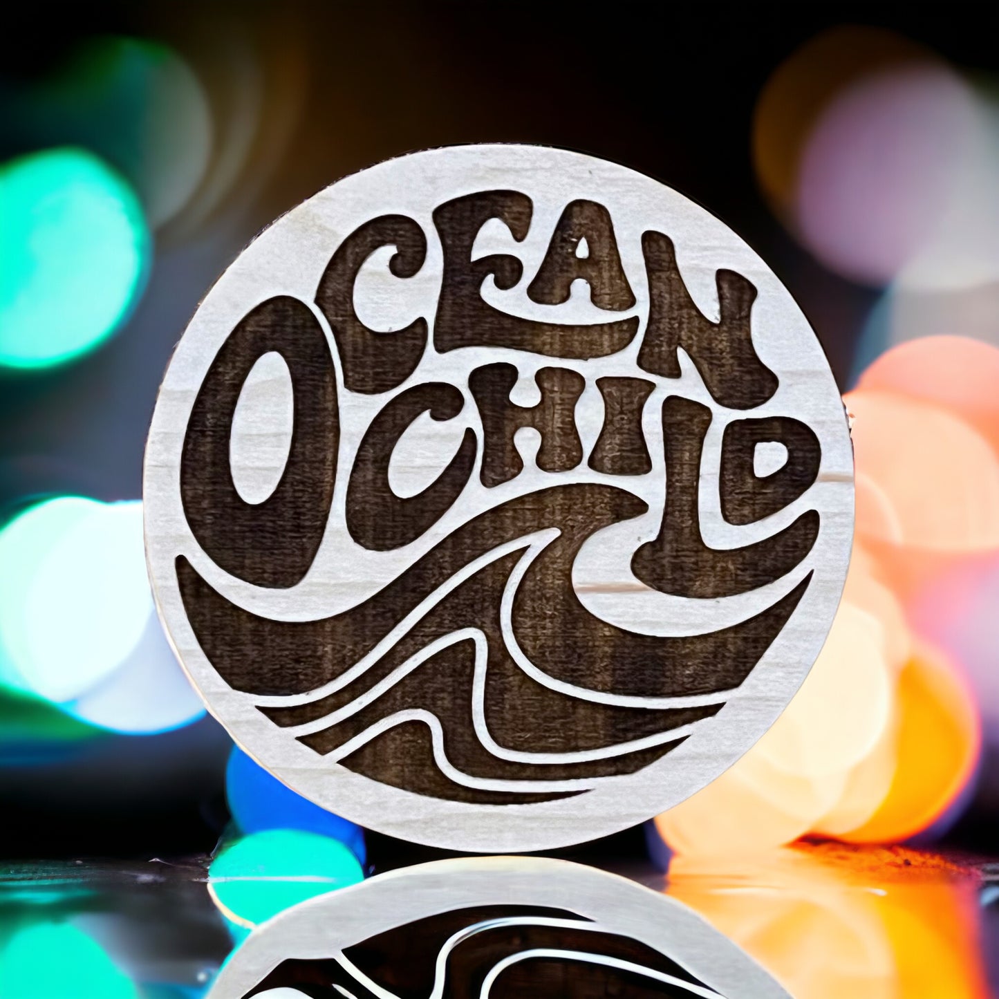 Ocean Child Magnet – Round Wood Beach Decor for Free Spirits & Ocean Lovers