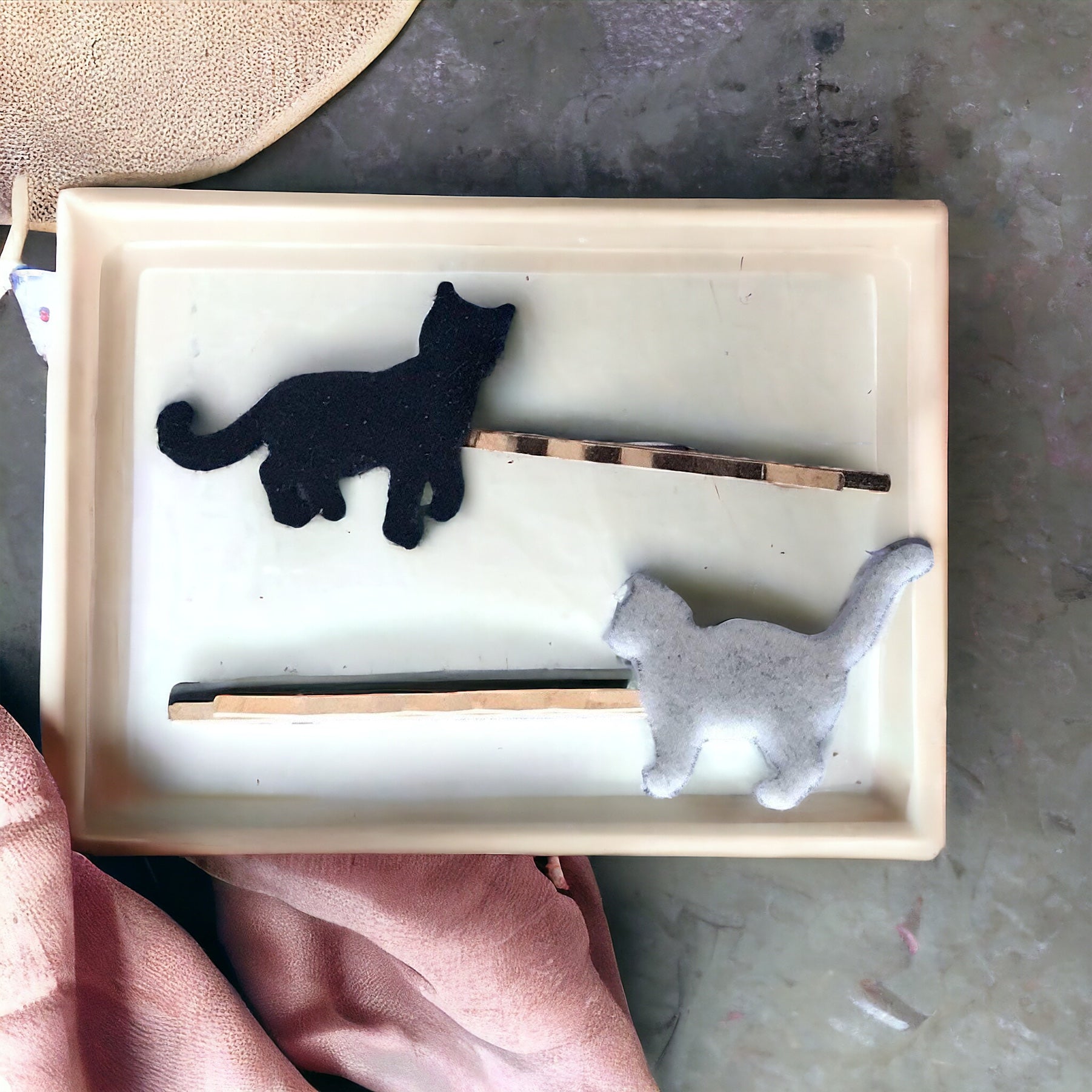 Black & Gray Felted Cat Hair Pins - Quirky Accessories for Feline-Inspired Hairstyles