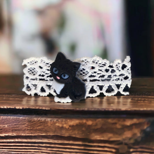 Black & White Cat Hair Clip - Adorable Feline-Inspired Accessory
