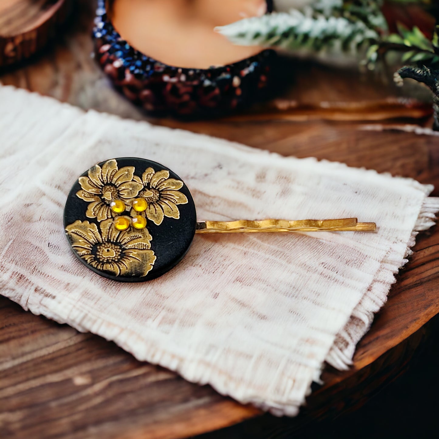 Black & Gold Sunflower Gold Bobby Pin - Elegant Floral Hair Accessory