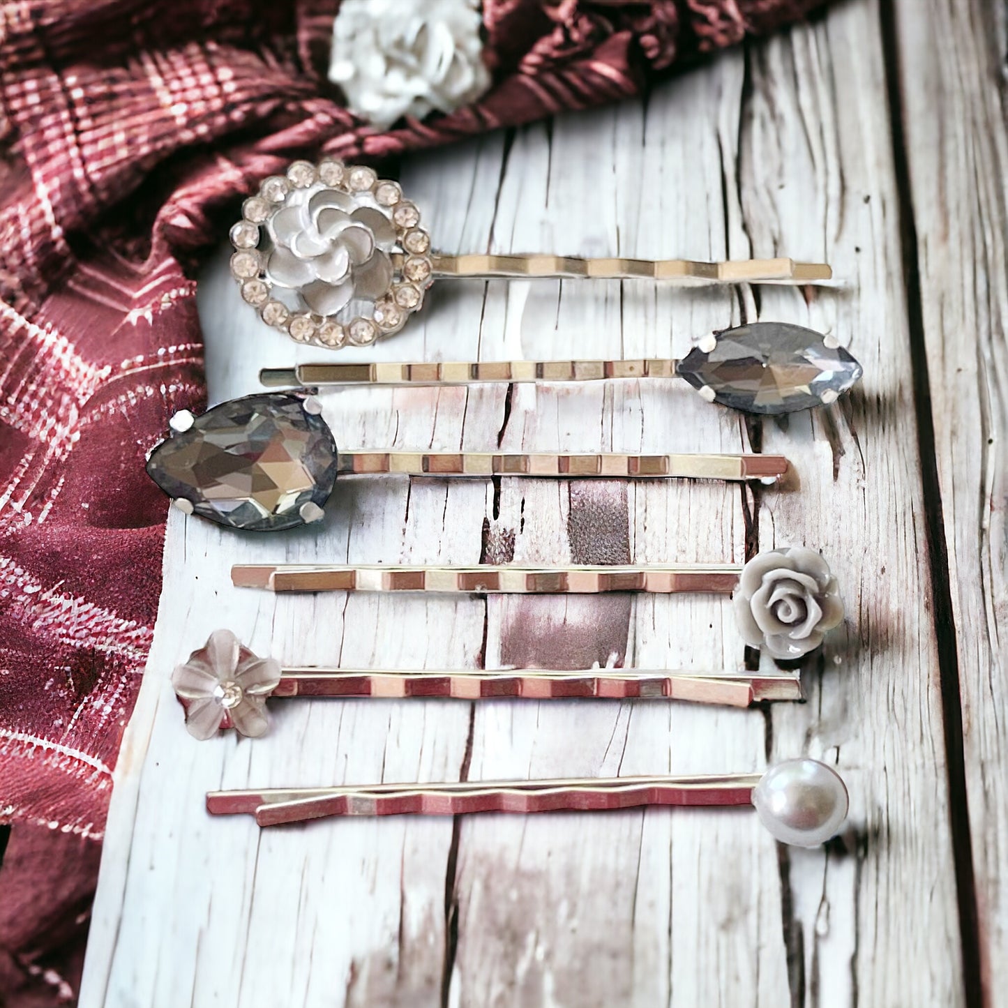 Gray Flower Rhinestone Hair Pins: Elegant Accents for Stylish Hairdos