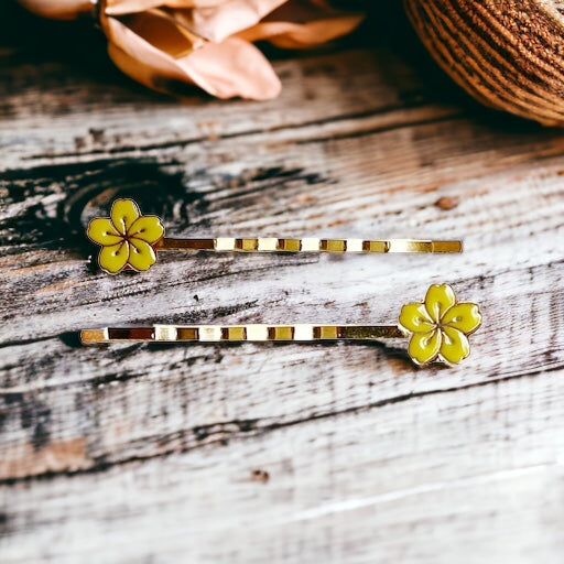 Yellow Tropical Flower Hair Pins: Vibrant Floral Accents for Your Hair
