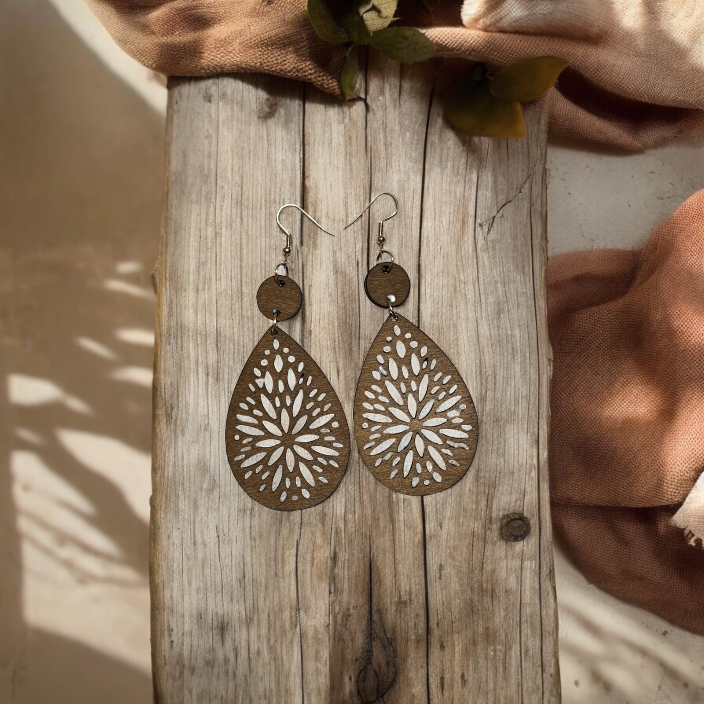 Wood Teardrop Dangle Earrings – Floral Cutout Chic Jewelry
