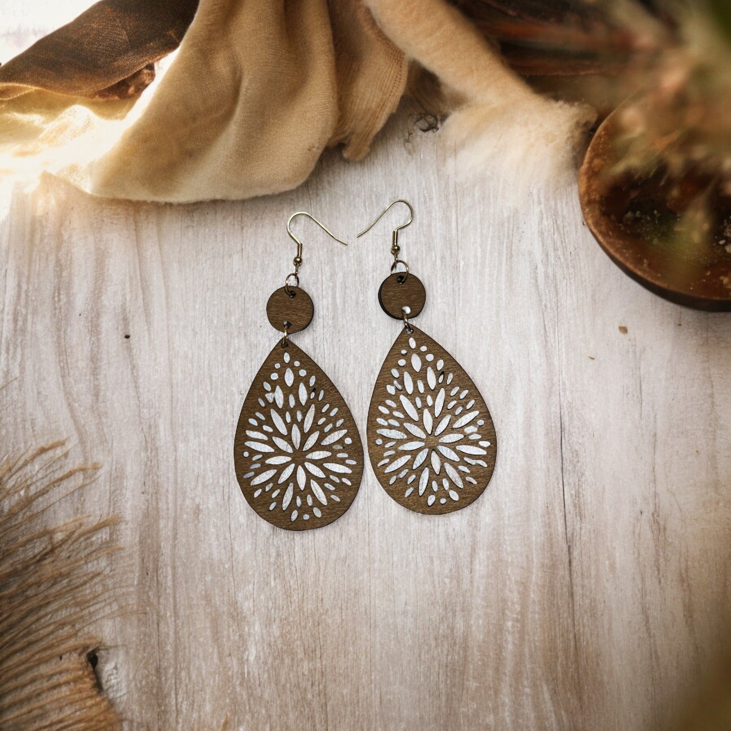 Wood Teardrop Dangle Earrings – Floral Cutout Chic Jewelry