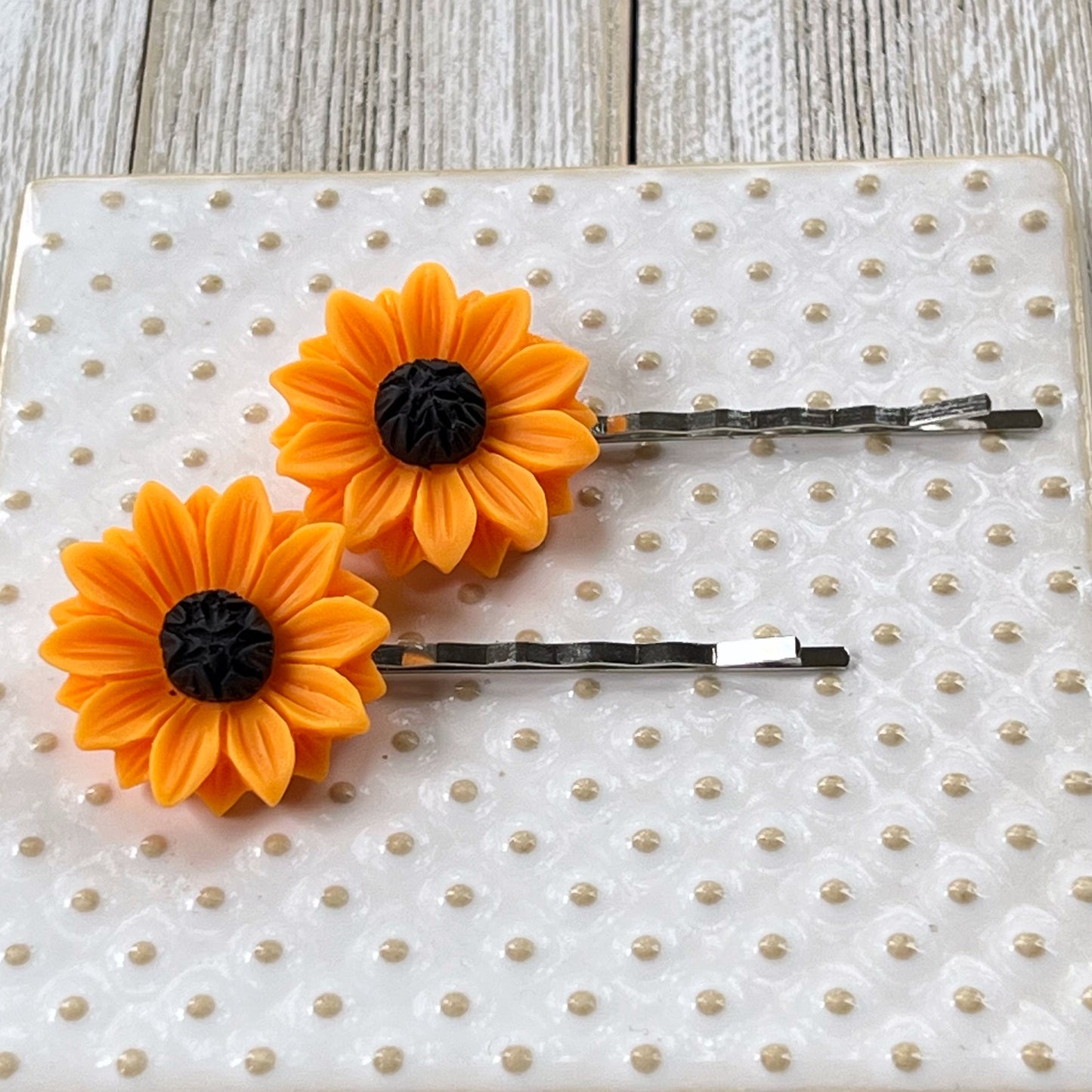 Boho Hippie Sunflower Floral Hair Pins for Women - Stylish Accessories for Bohemian Hairdos