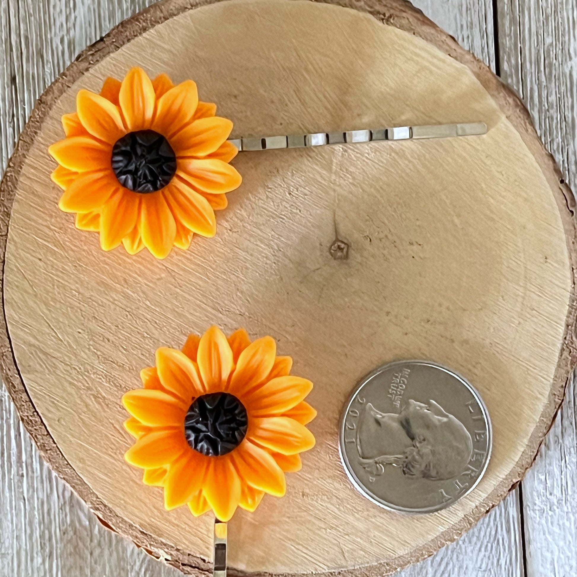 Boho Hippie Sunflower Floral Hair Pins for Women - Stylish Accessories for Bohemian Hairdos
