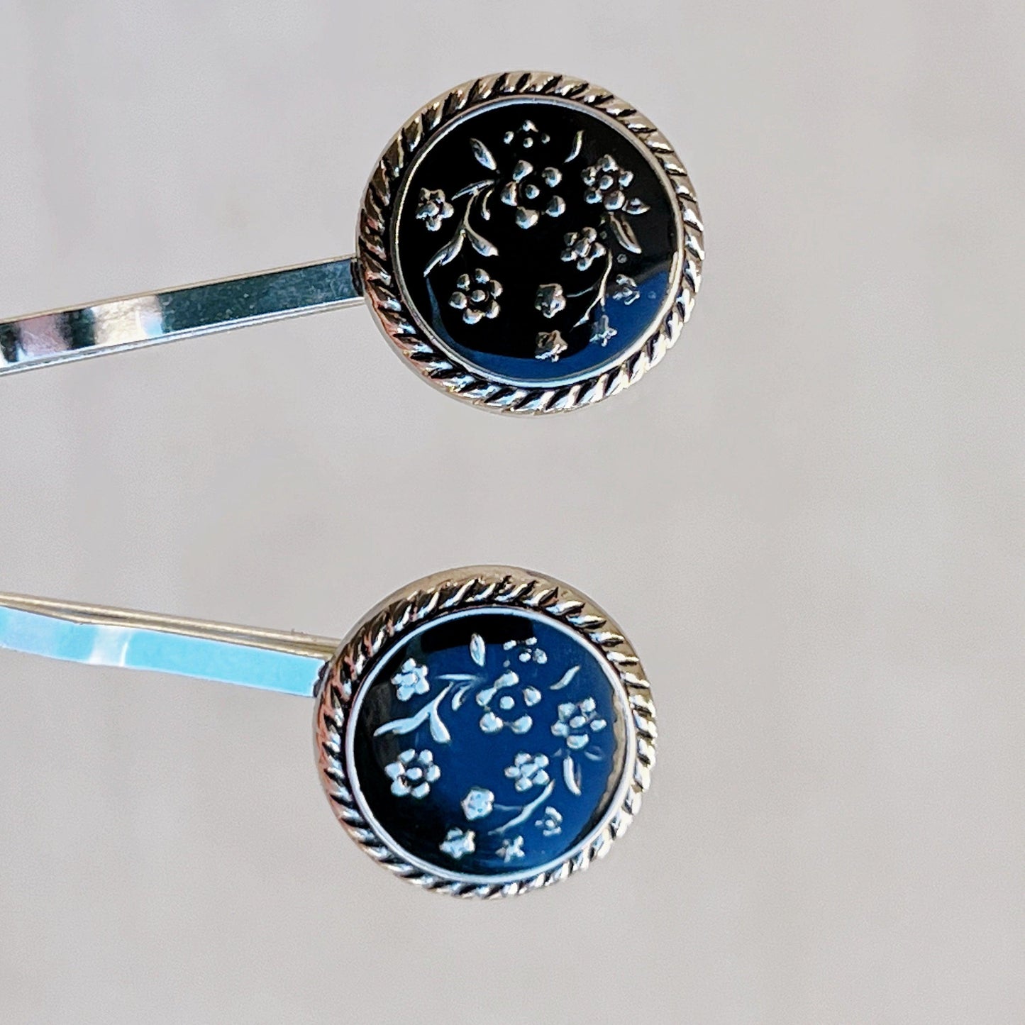 Black & Antiqued Silver Wildflower Hair Pins - Elegant and Versatile Hair Accessories