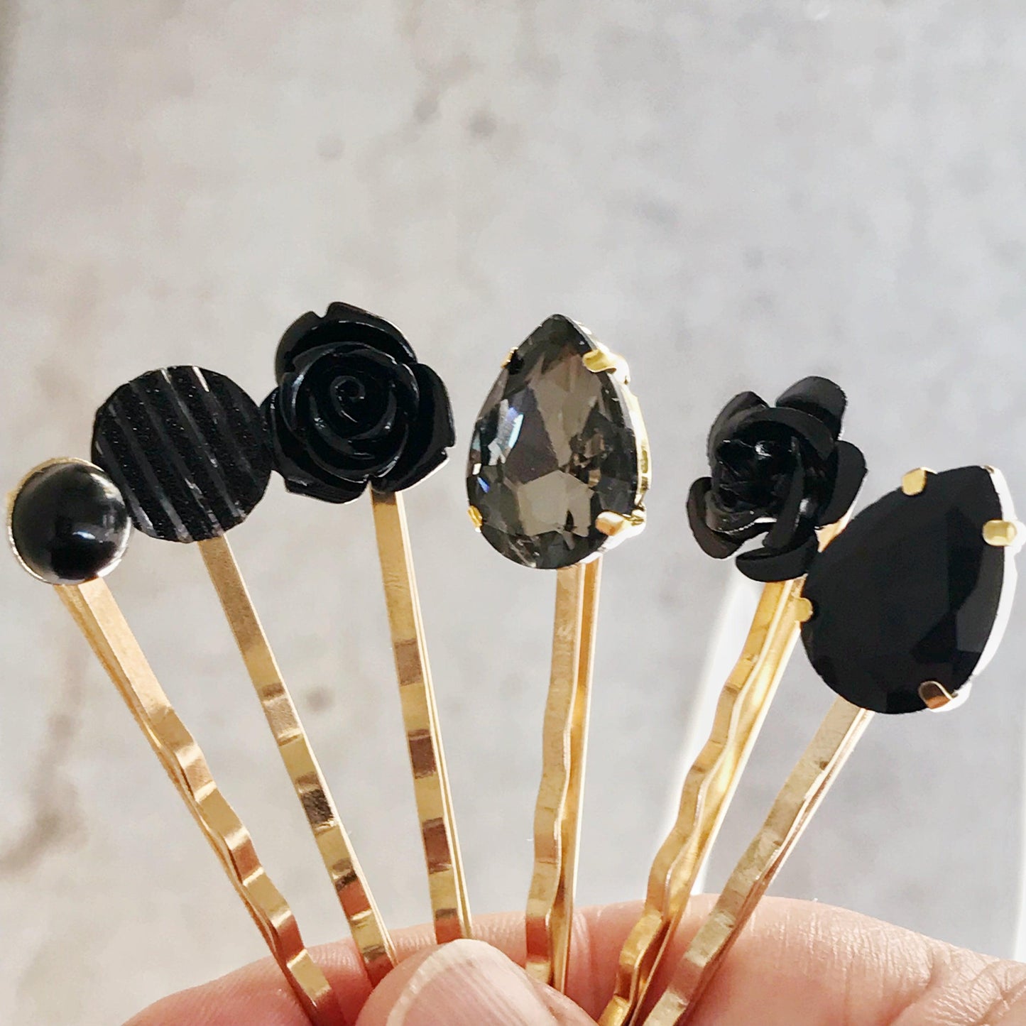 Black & Gold Rhinestone Floral Bobby Pin Set - Elegant Hair Accessories