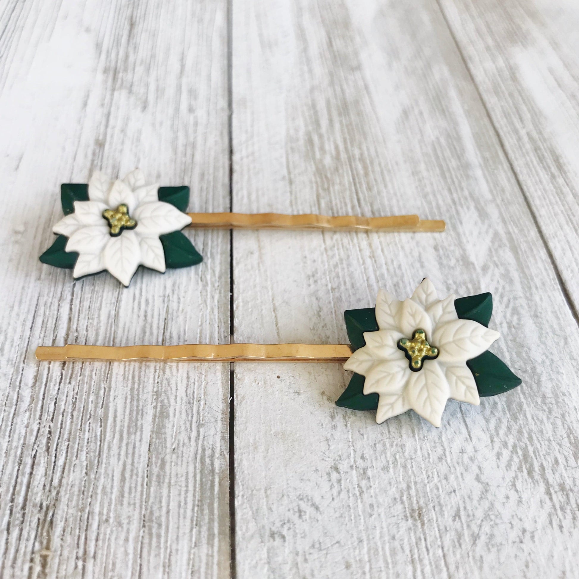 White Flower Chrysanthemum Hair Pins - Festive Christmas Holiday Accessories