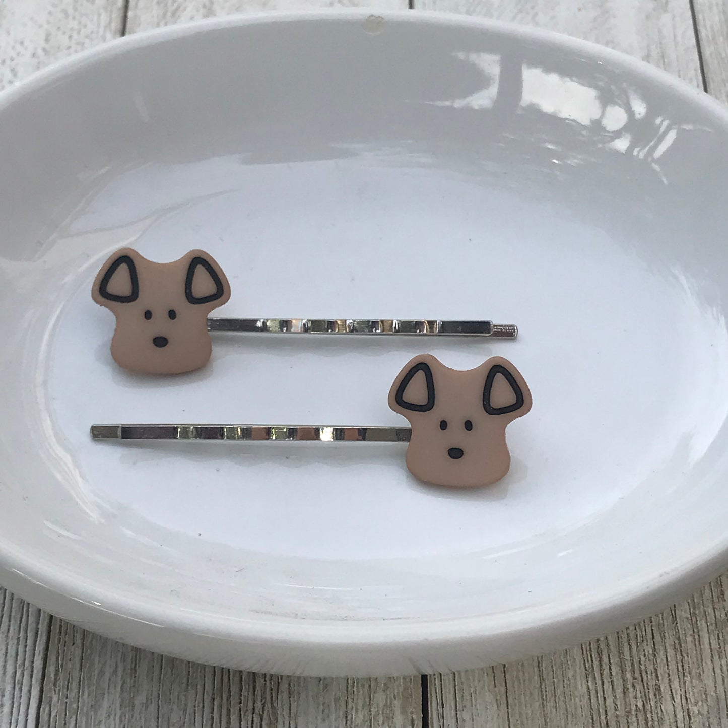 Tan Dog Hair Pins: Charming Accessories for Dog Lovers