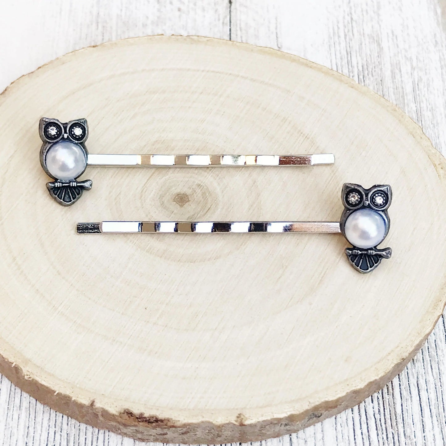 White Pearl Owl Bobby Pins: Sparkling Owl Accents for Unique Hairstyles