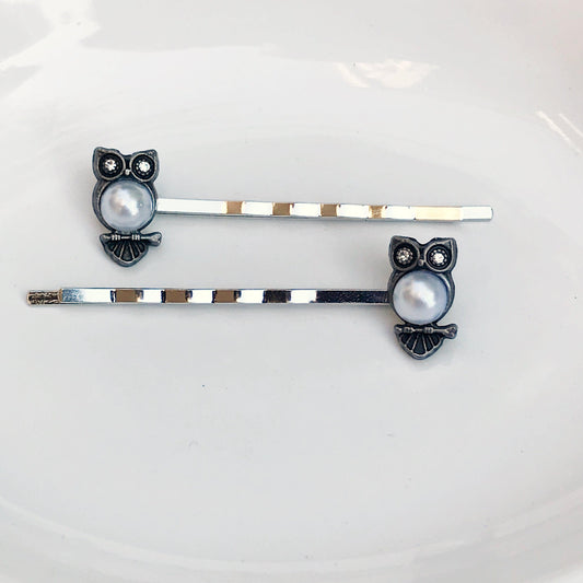 White Pearl Owl Bobby Pins: Sparkling Owl Accents for Unique Hairstyles