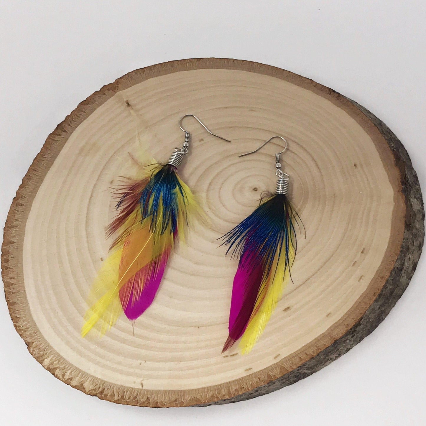 Bright Colored Feather Dangle Earrings – Vibrant Boho Accessories