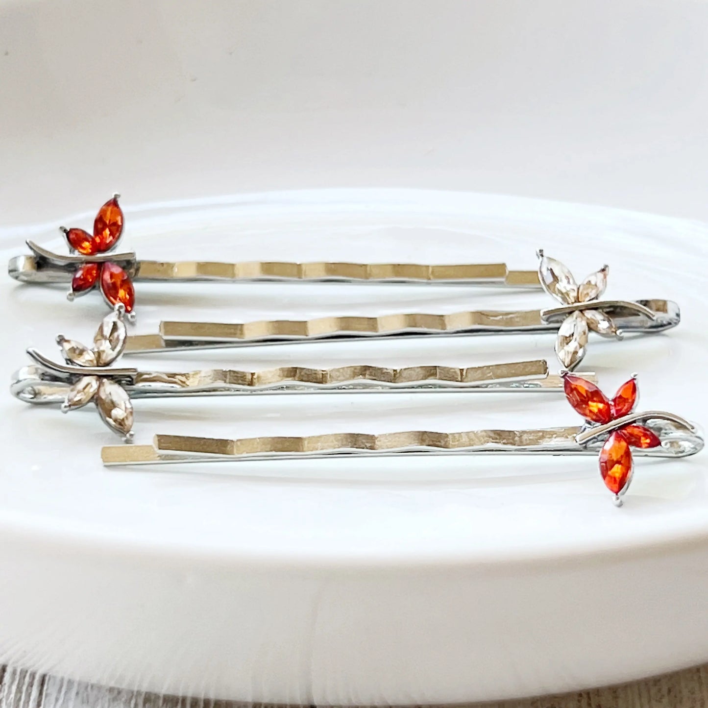 Measurement image showing size of dragonfly hair pins