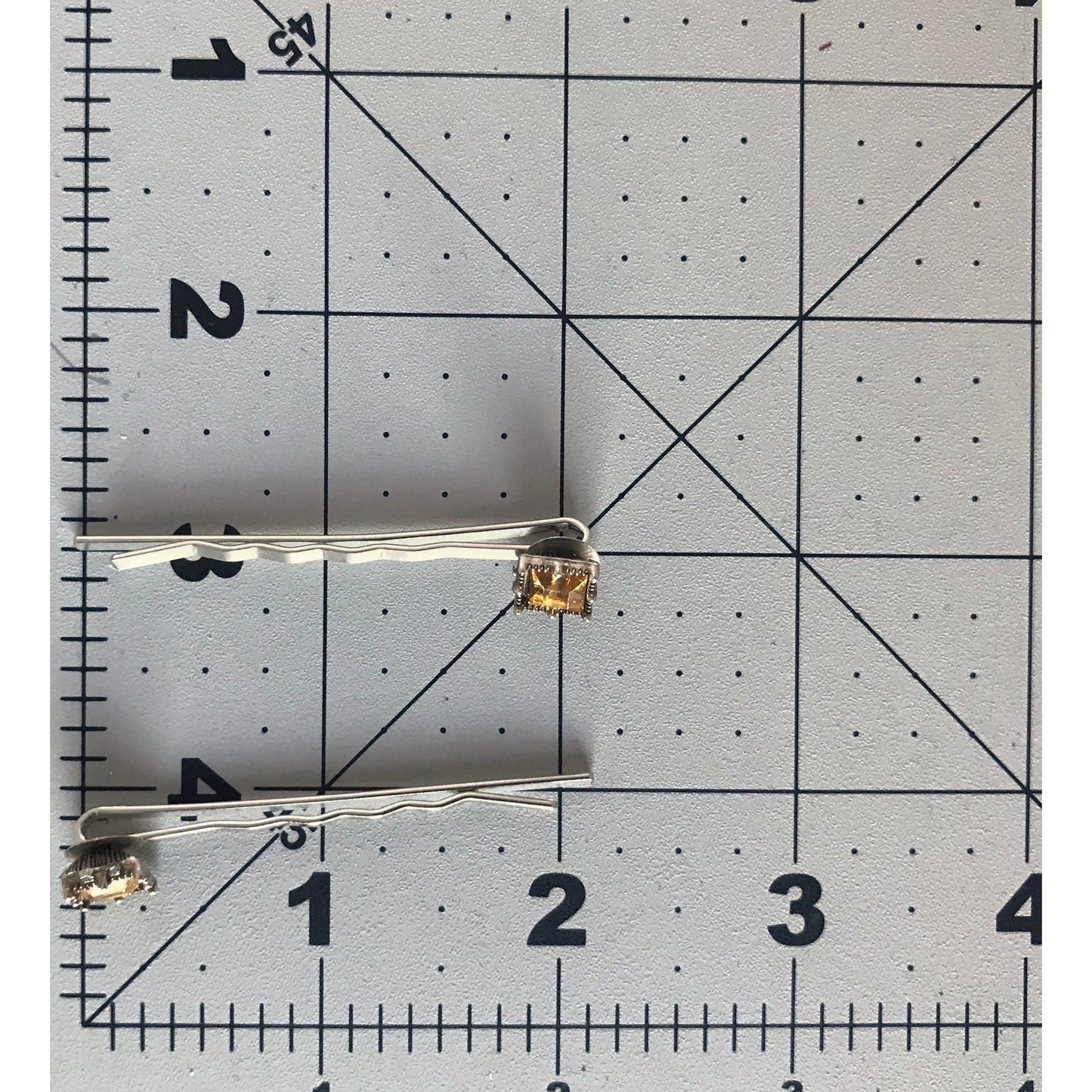 Yellow Acrylic Square Hair Pins: Boho Chic Accessories for Unique Hairstyles