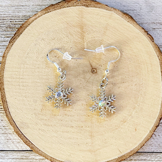 Silver Snowflake Dangle Earrings: Sparkling Rhinestone Accents for Winter Charm