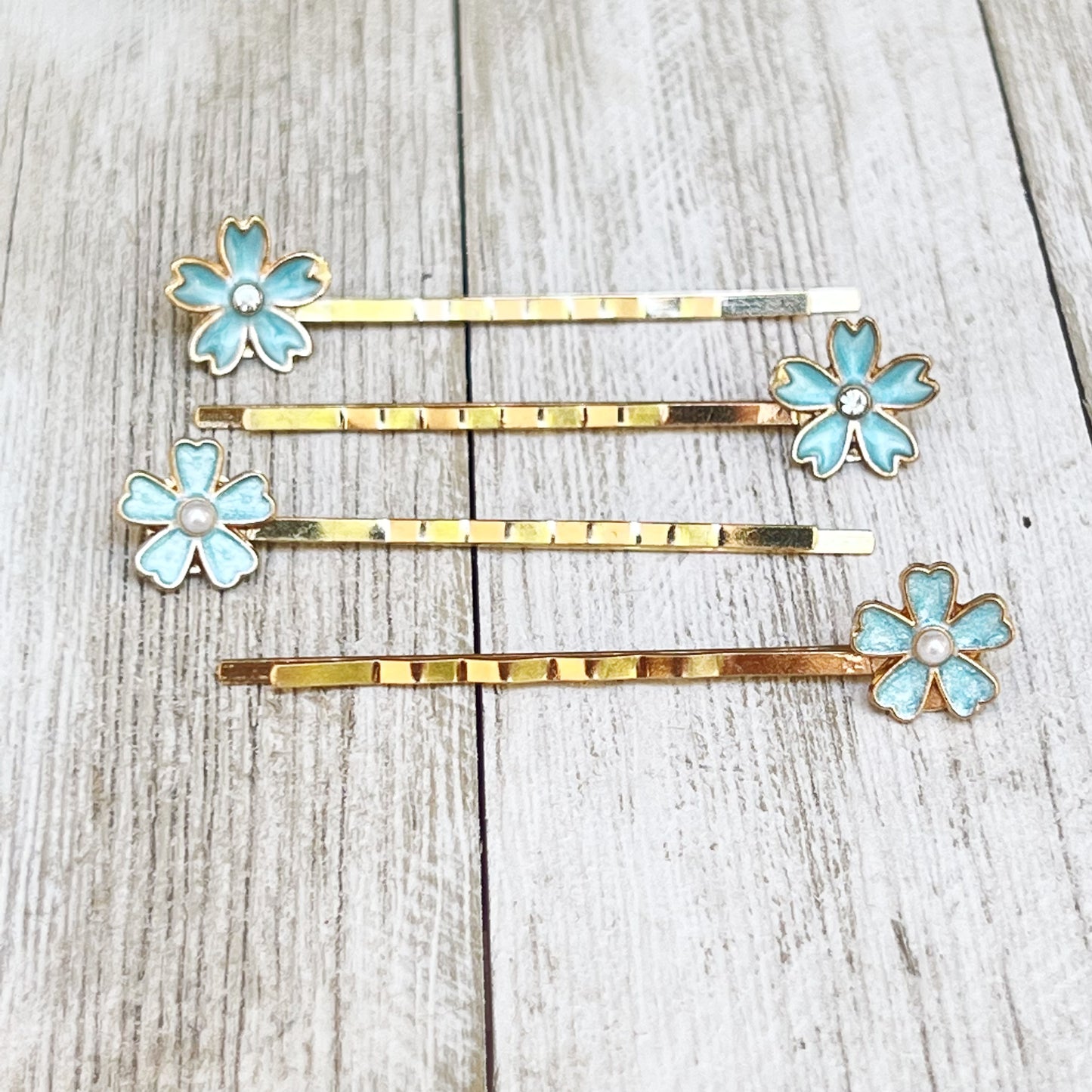 Blue Flower Hair Pins – Set of 4 Elegant Pearl Accessories