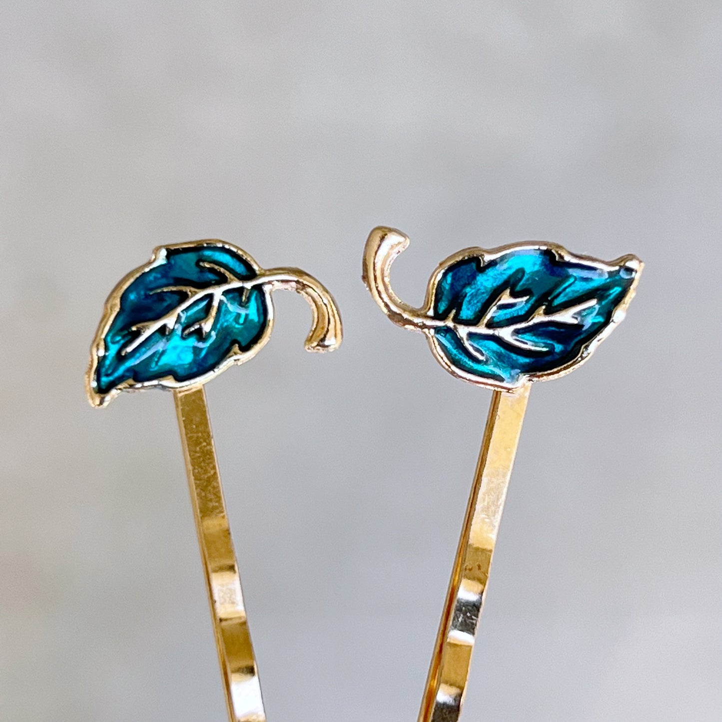 Blue Enamel Leaf Hair Pins – Gold Nature-Inspired Fall Hair Accessories
