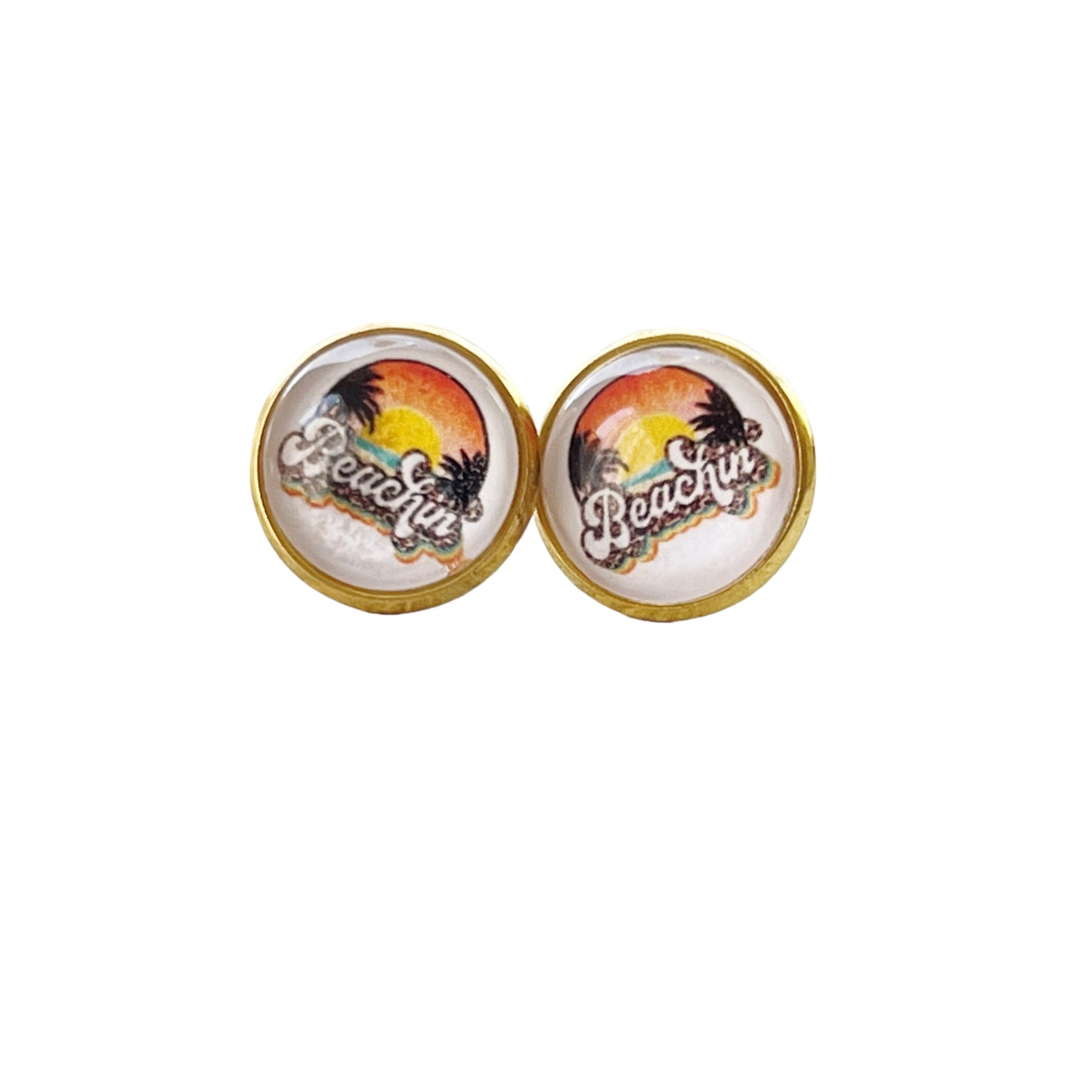 Beachin’ Sunset Stud Earrings – Retro Palm Tree Summer Jewelry with Gold Bezel
