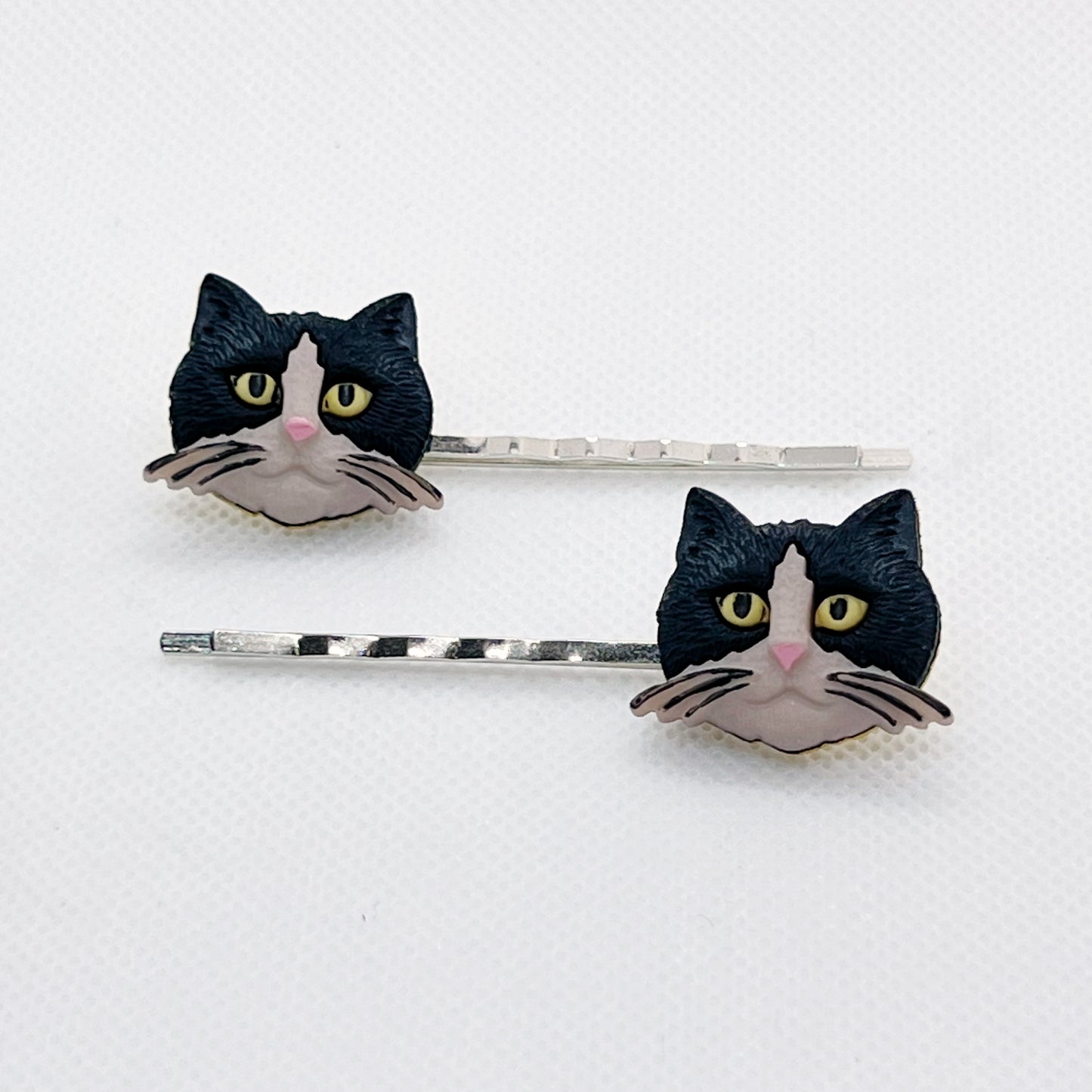 Black & Tan Cat Bobby Pins - Adorable Feline-Inspired Hair Accessories