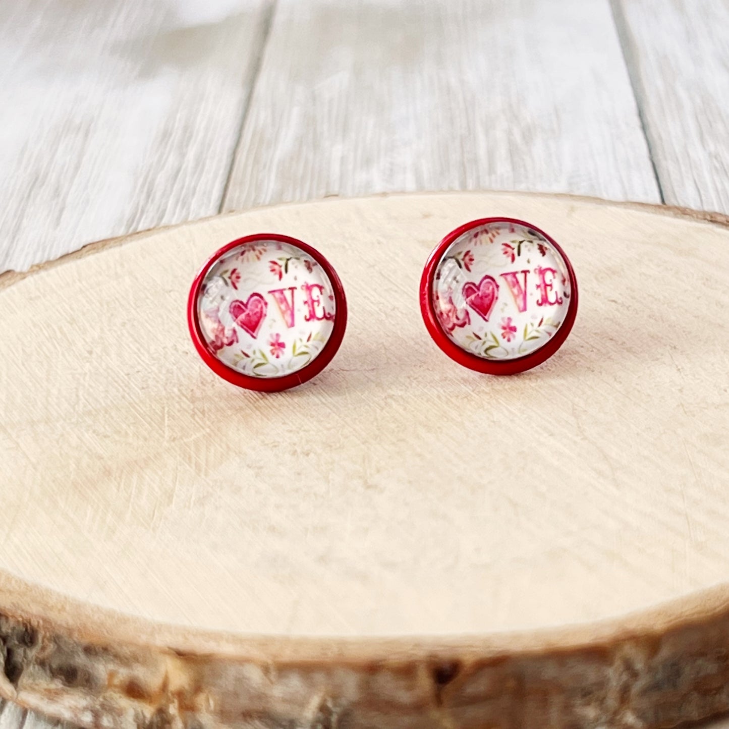 Pink Floral & Heart Red Stud Earrings: Expressive Accents with the Word 'Love’