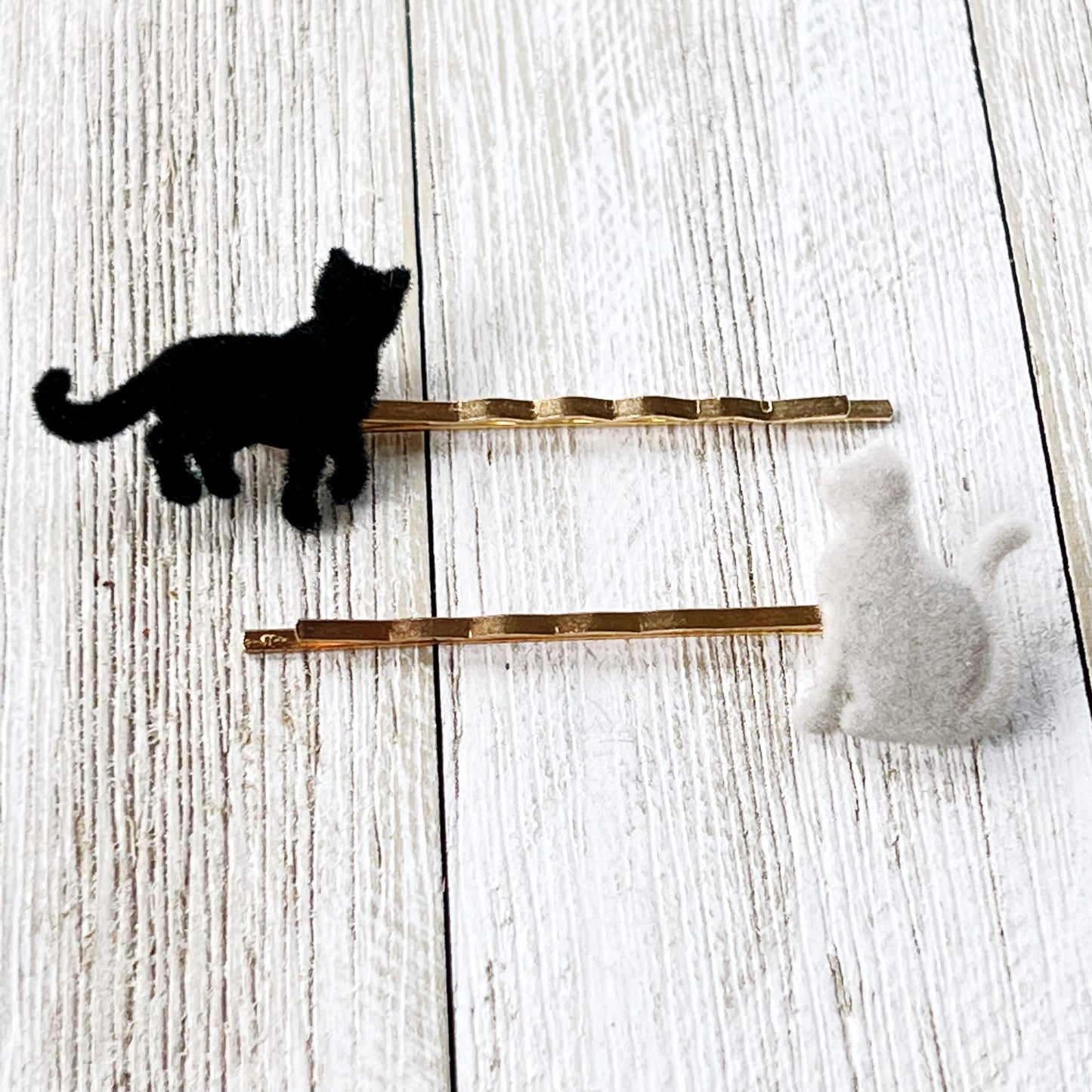 Gray & Black Felted Cat Hair Pins - Quirky Accessories for Feline-Inspired Hairstyles