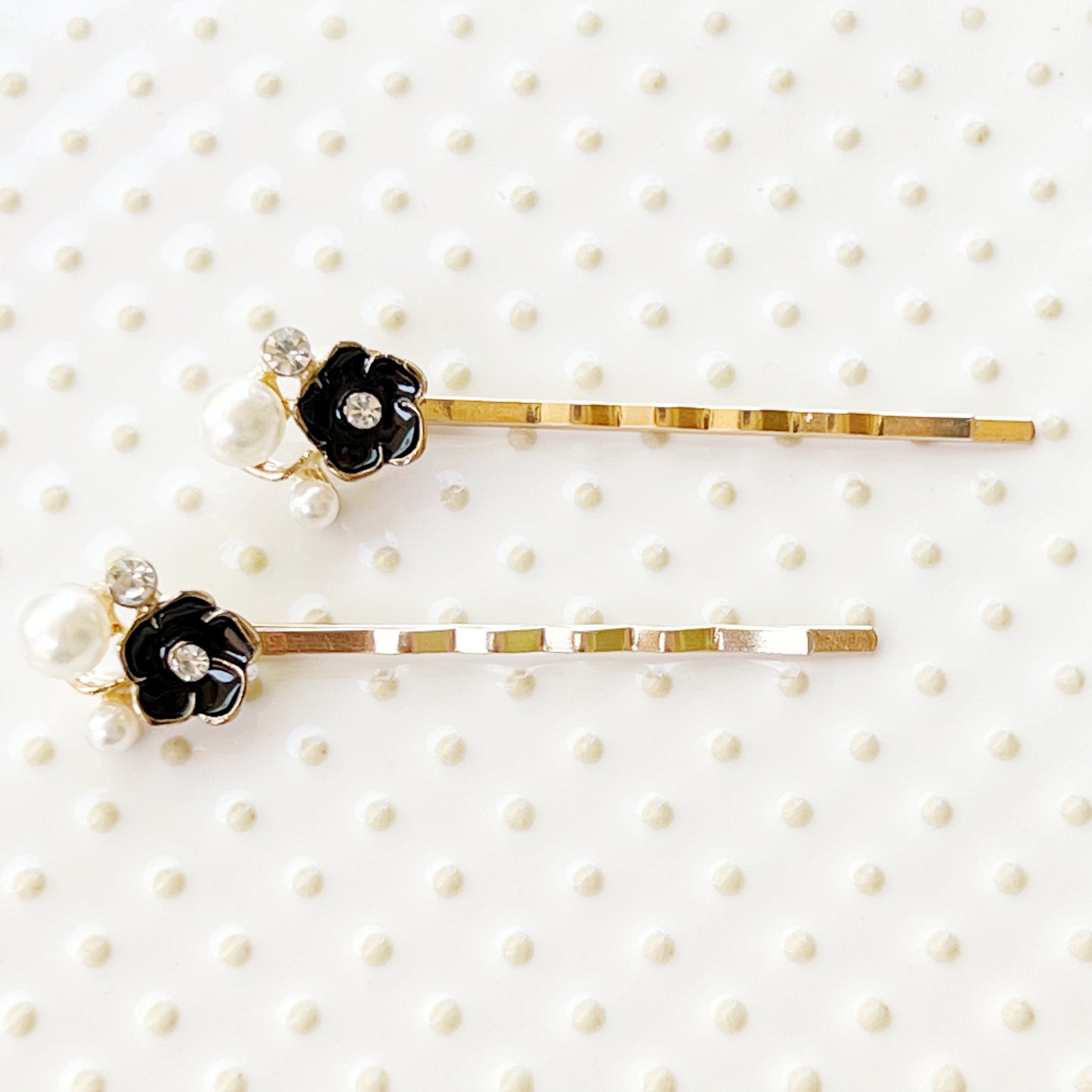 Black Flower Hair Pins - Floral Bobby Pins for Women's Hairstyles | Decorative Hair Accessories and Barrettes