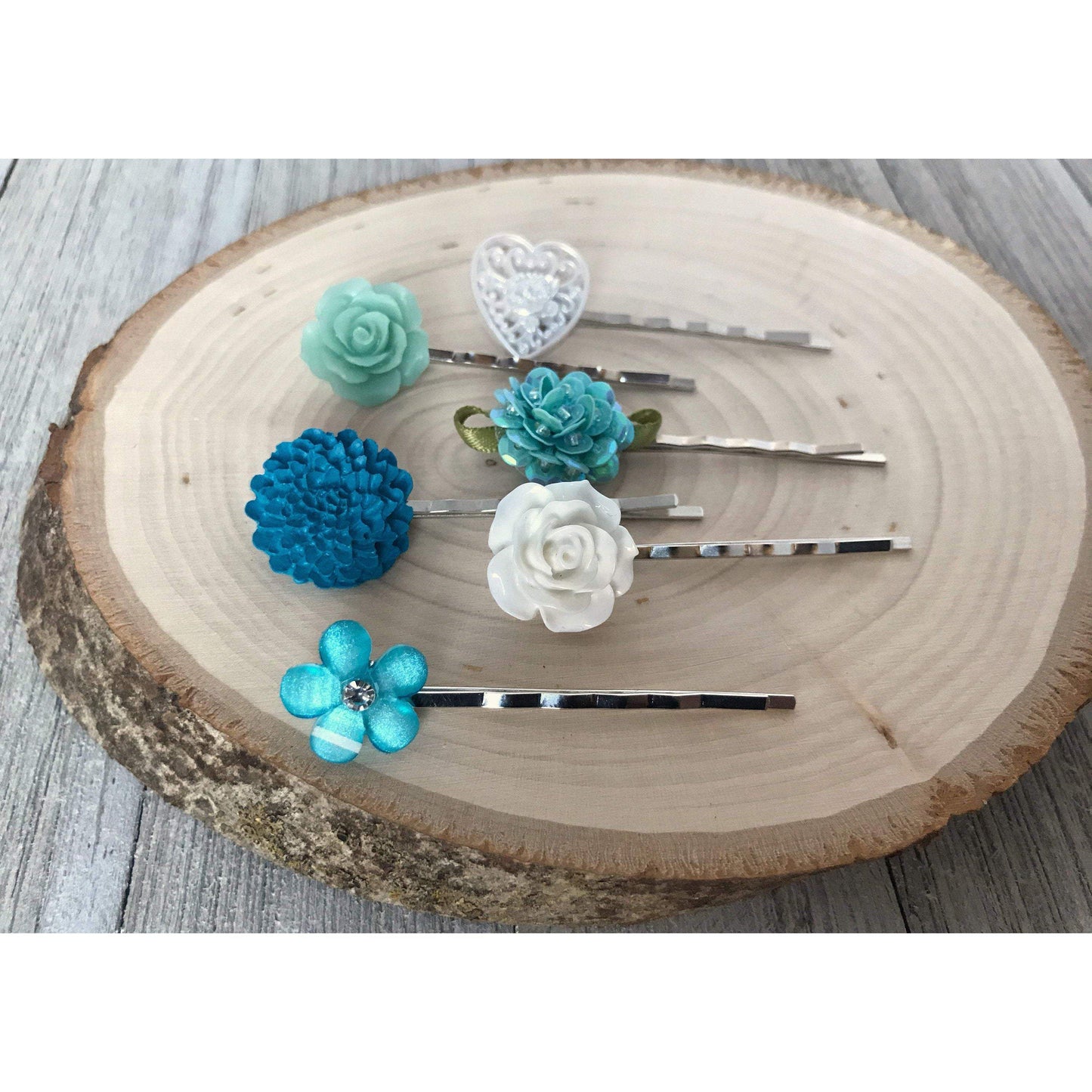 Blue & White Floral Hair Pins Set: Delicate Accessories for Elegant Hairstyles