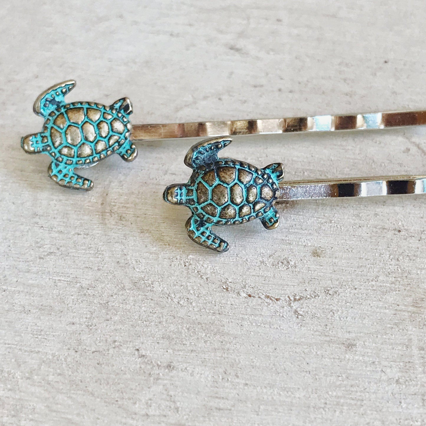 Patina Turtle Hair Pins: Stylish Coastal-Inspired Accessories