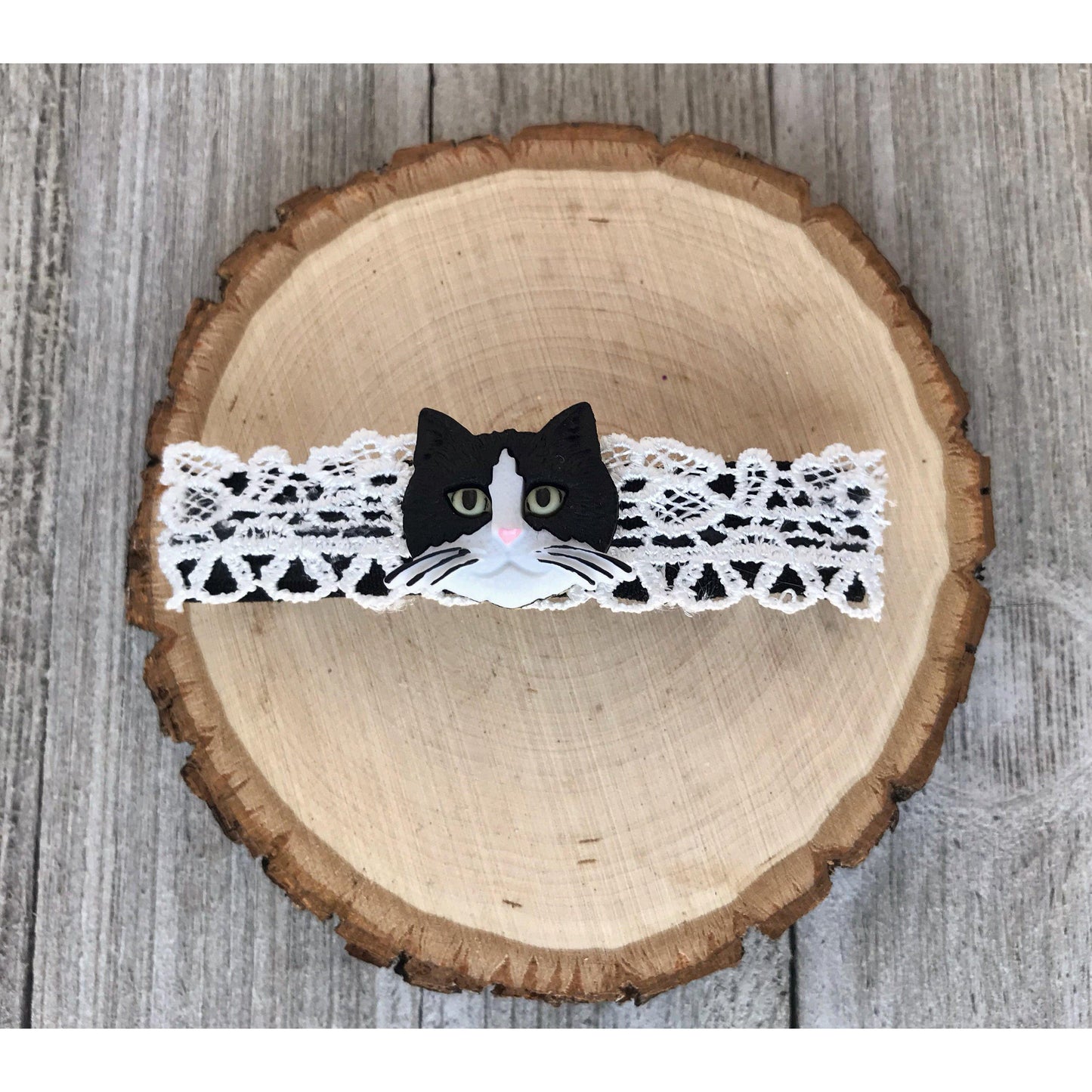 Black & White Cat Hair Barrette with Lace - Charming Feline-Inspired Hair Accessory